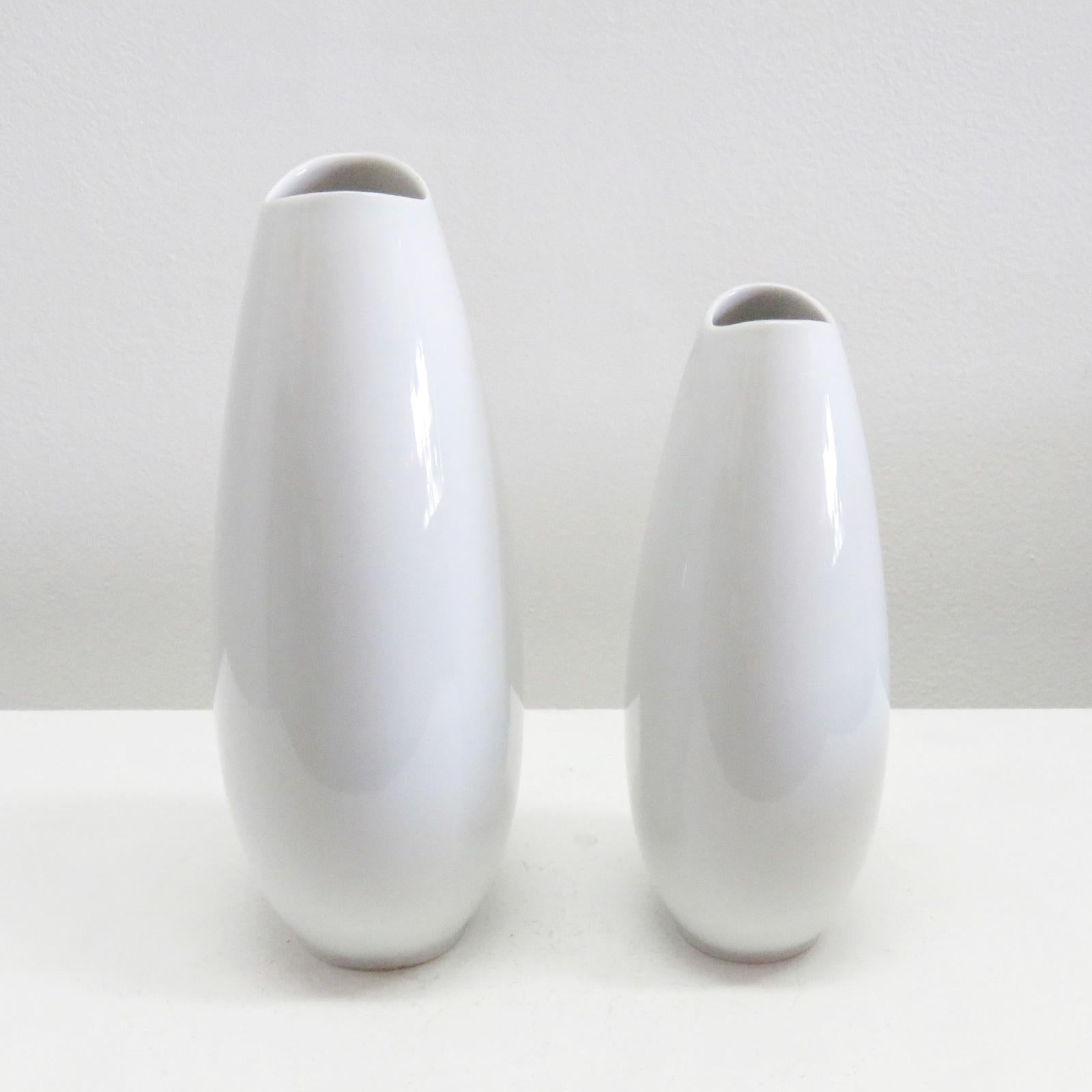 Set von Vasen von Raymond Loewy für Thomas, 1970 (Ende des 20. Jahrhunderts) im Angebot