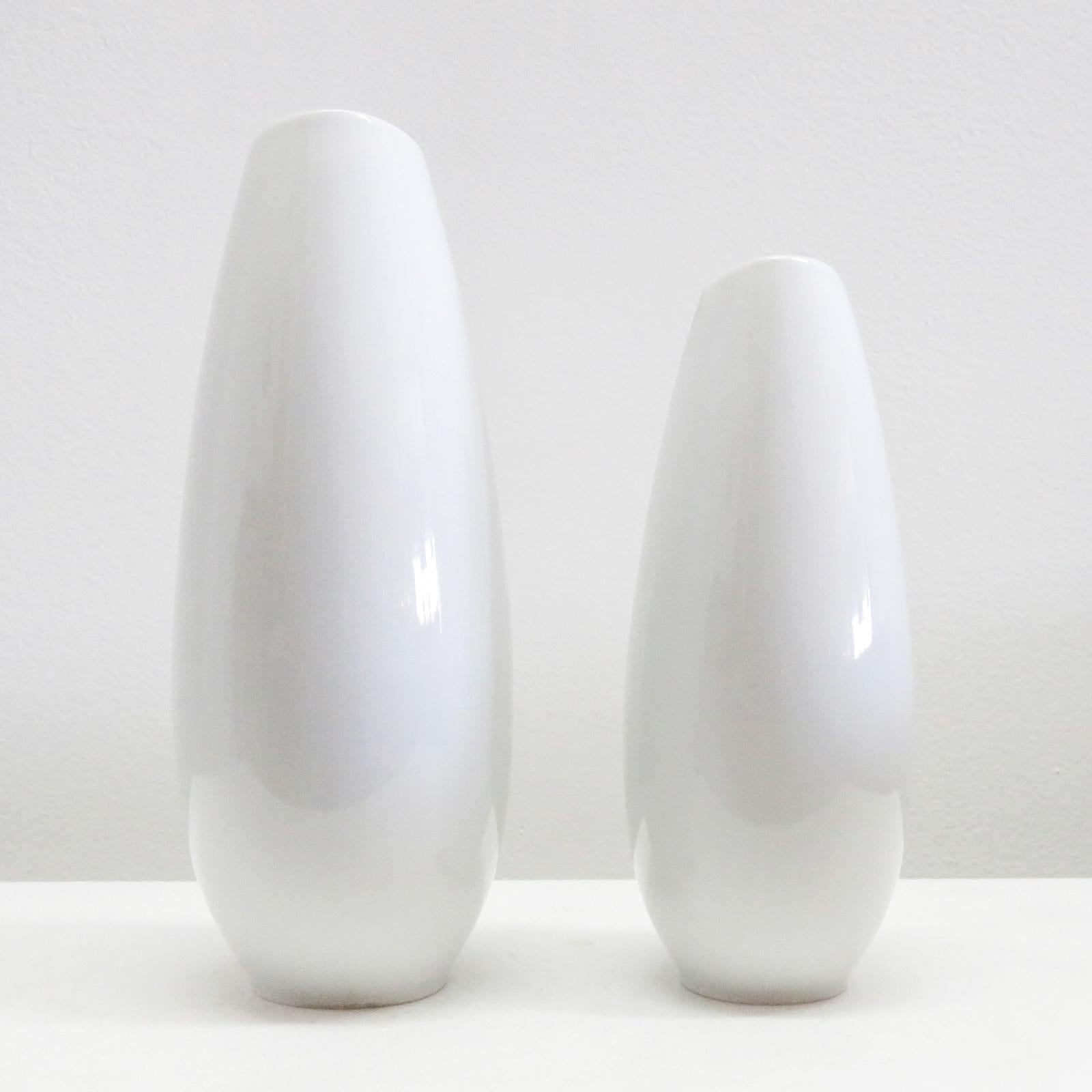 Porcelain Set of Raymond Loewy for Thomas Vases, 1970 For Sale