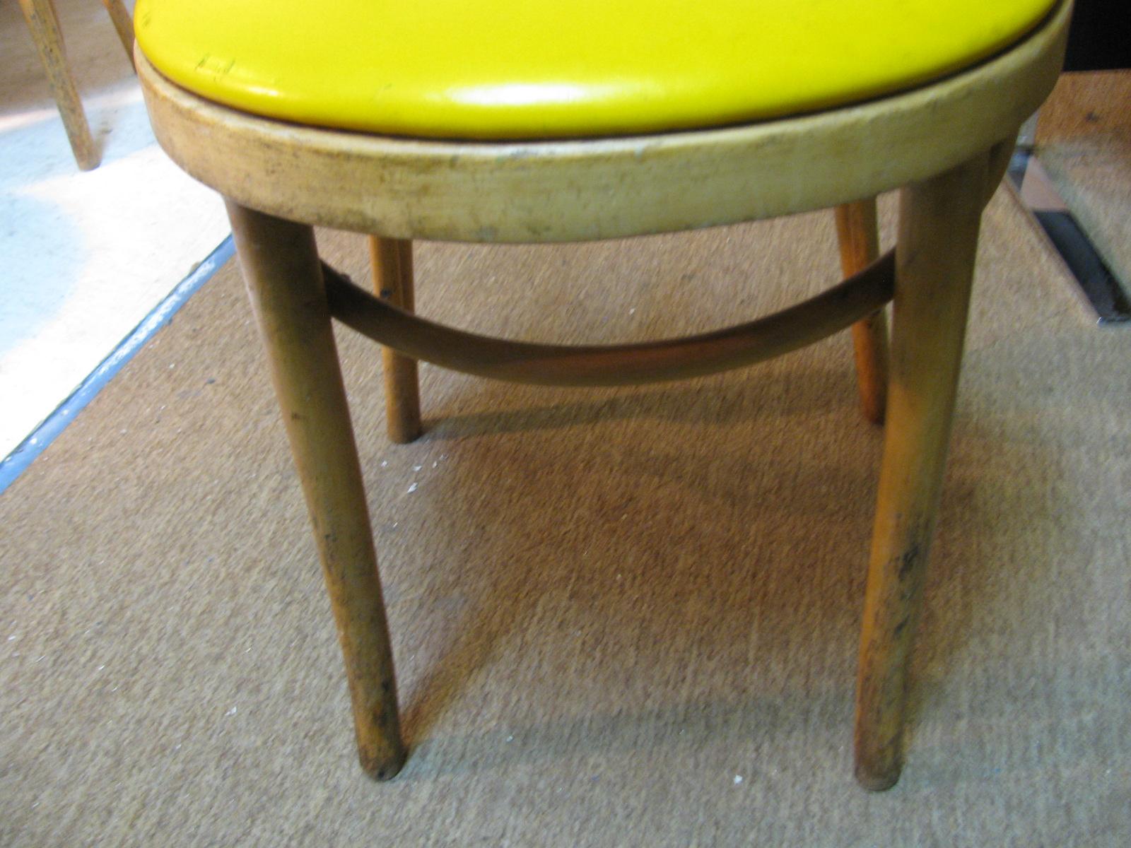 Beech Pair of Thonet Bentwood Cafe Bistro Dining Chairs