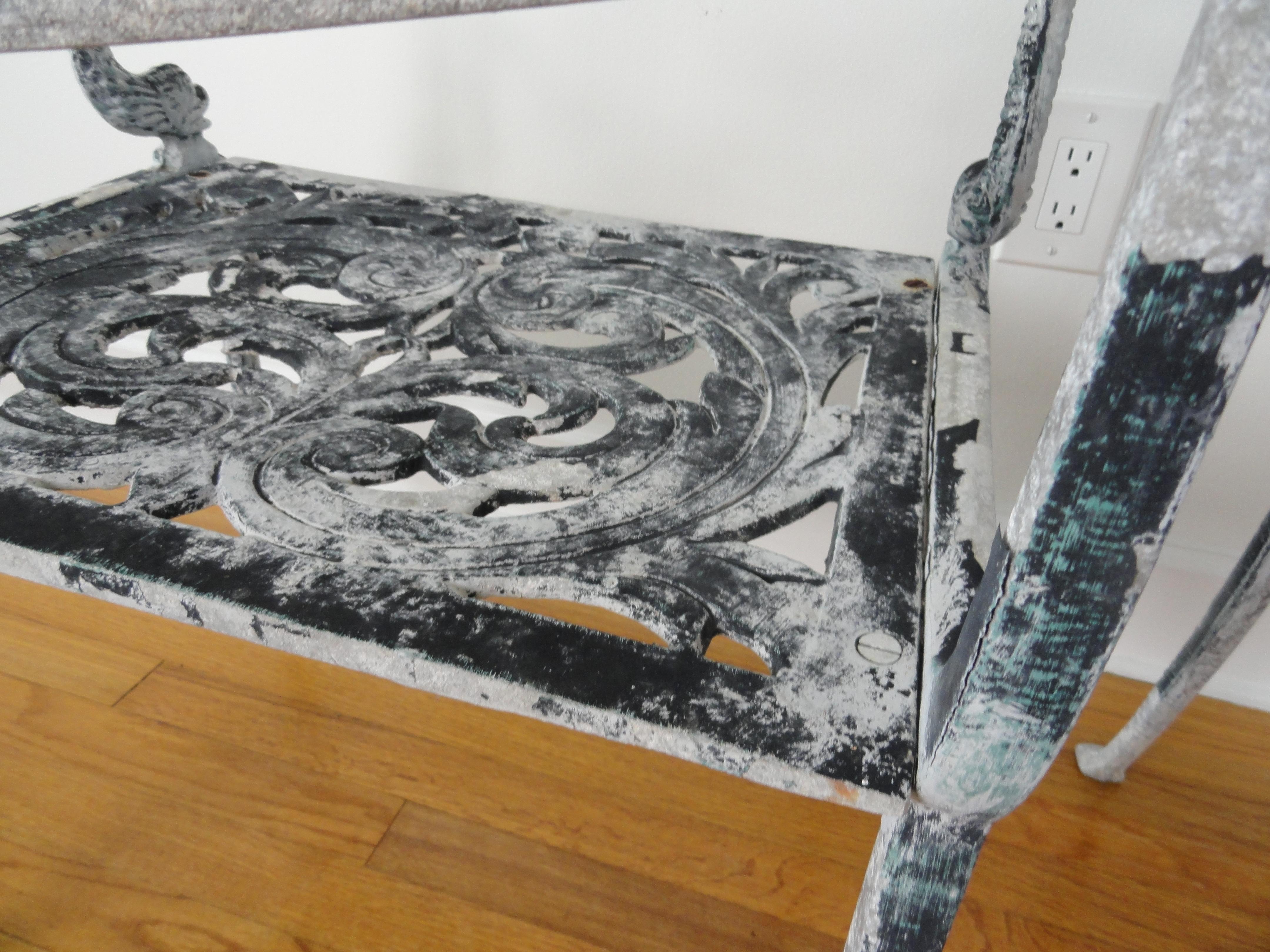 Set of Three 1960s Aluminum Dolphin Chairs For Sale 4