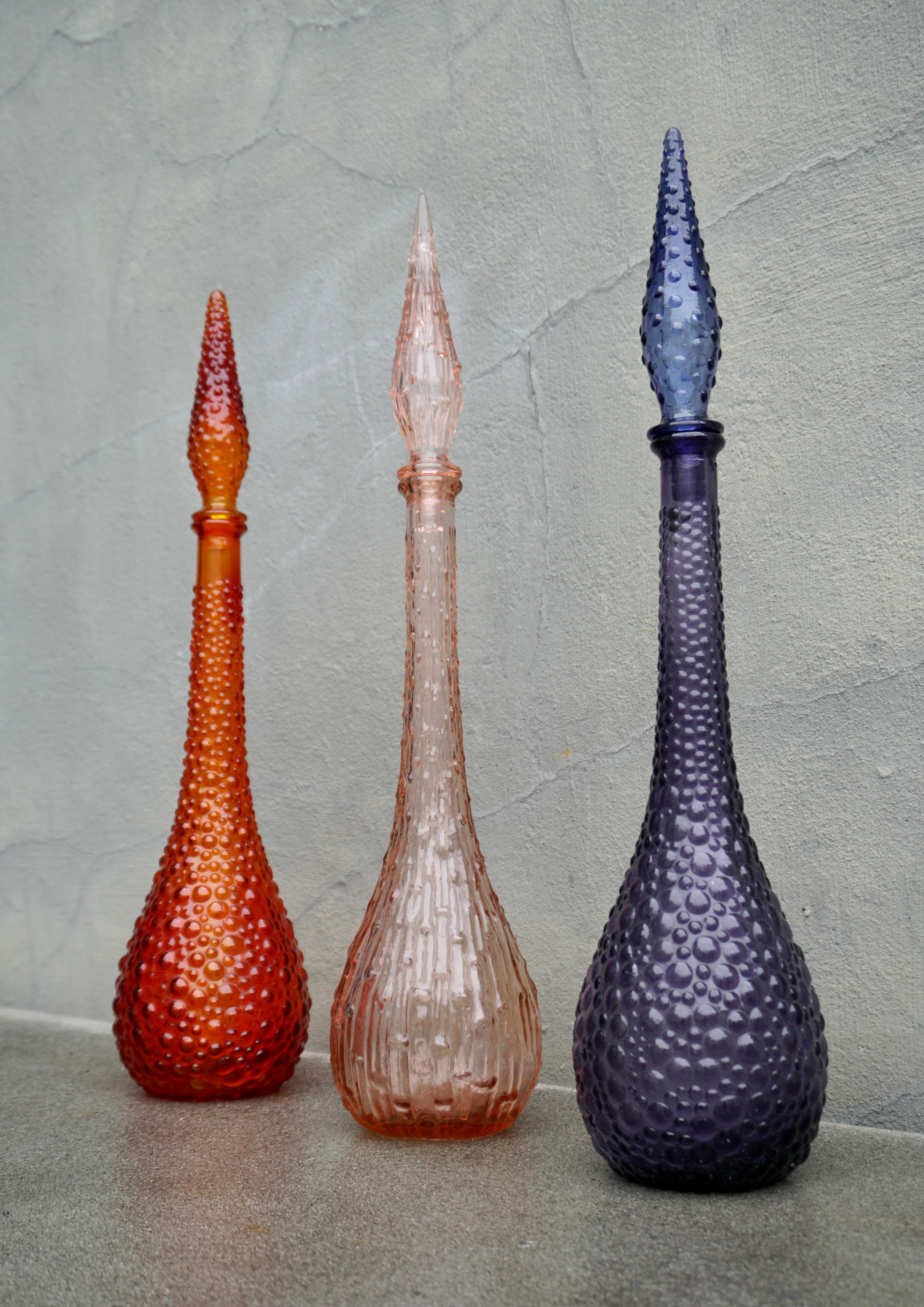 Set of Three 1960s Italian Empoli MCM Glass Decanters Genie Bottles In Good Condition In Antwerp, BE