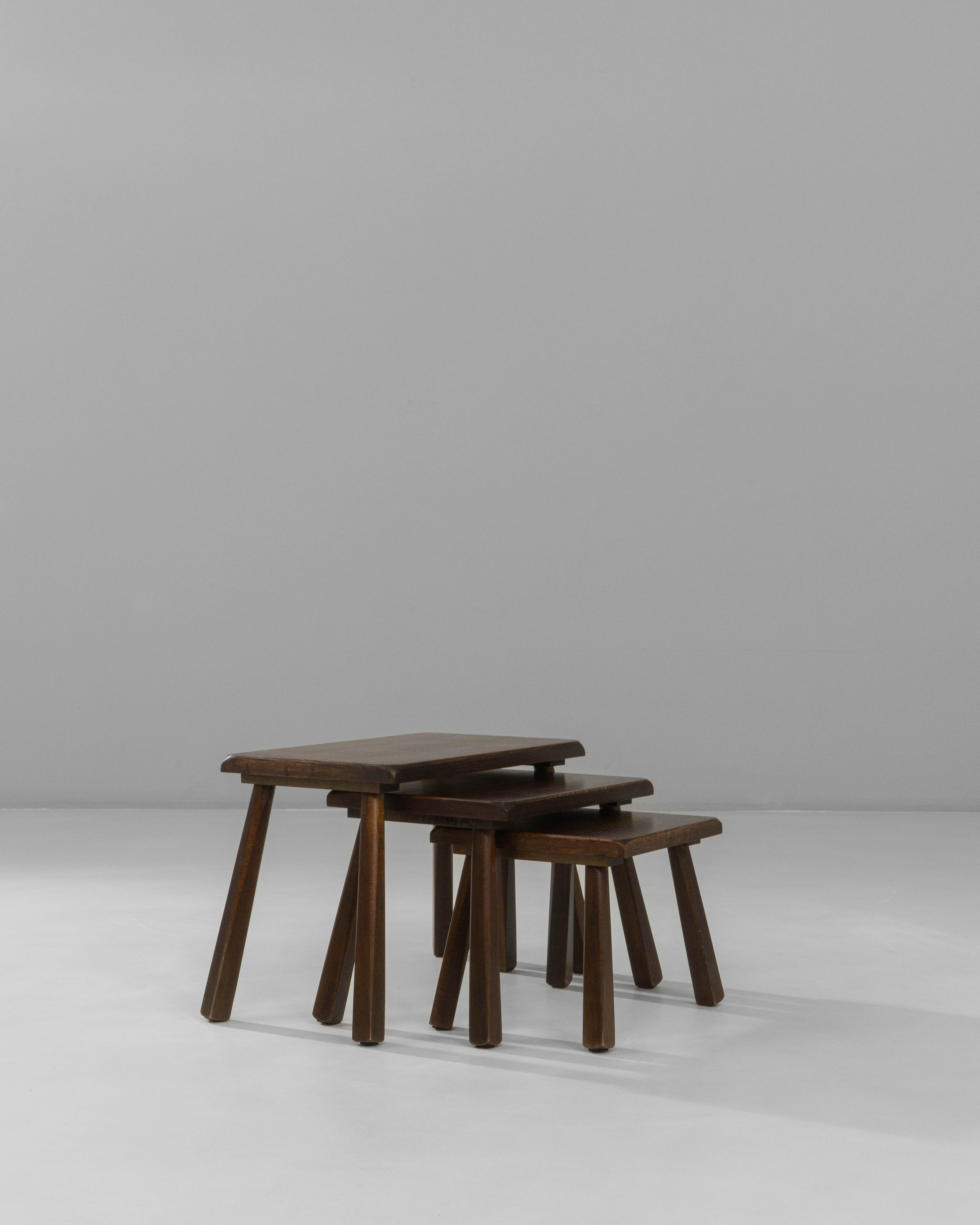 Set of Three 1970s French Brutalist Wooden Nesting Tables In Original Patina For Sale 5