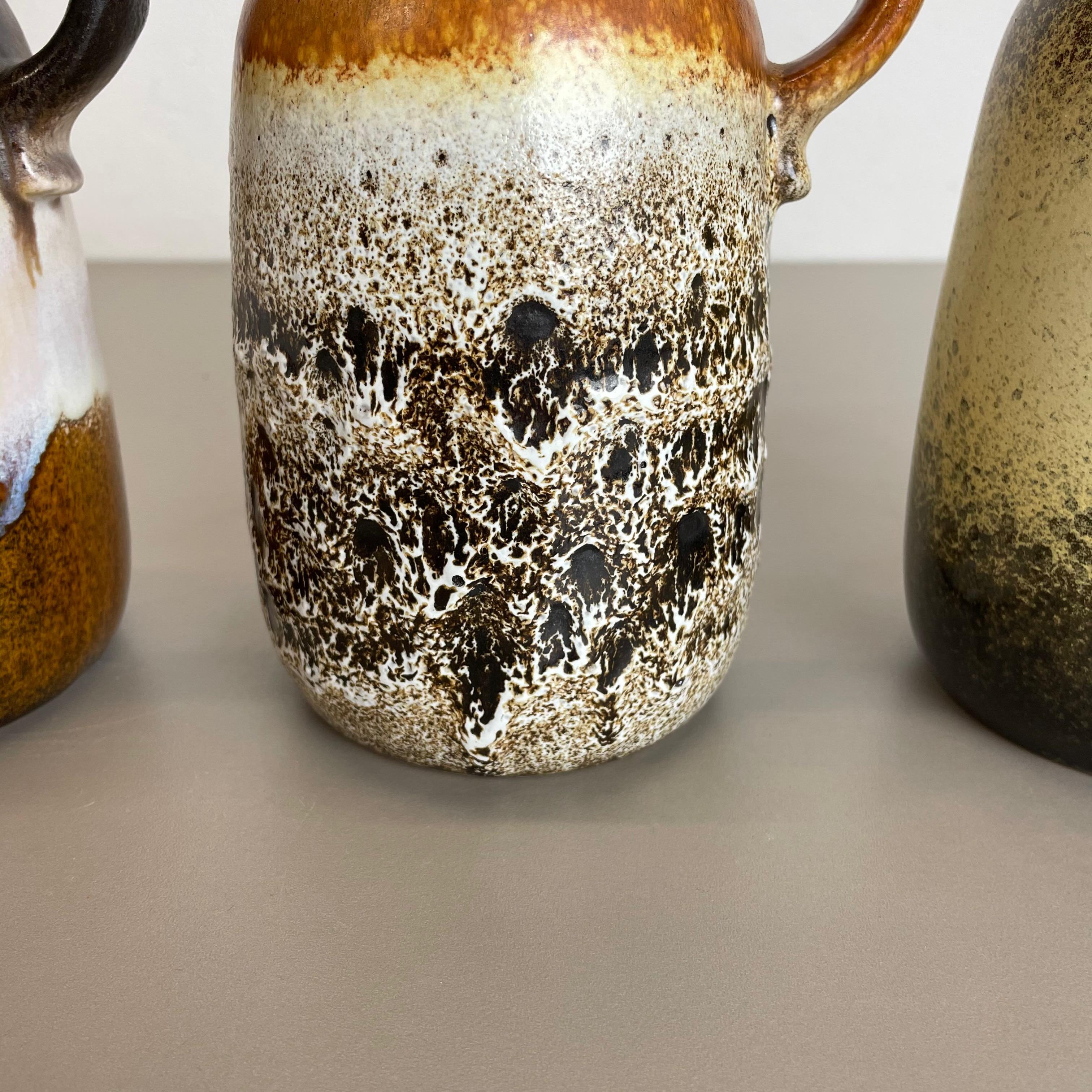 Set von drei 1970er Keramik-Vasen „413-20“ „Flat Lava“ von Scheurich, Deutschland im Angebot 3