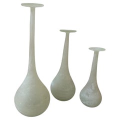Juego de tres floreros Soli de cristal de Murano Cenedese Scavo Blanco de los años 80