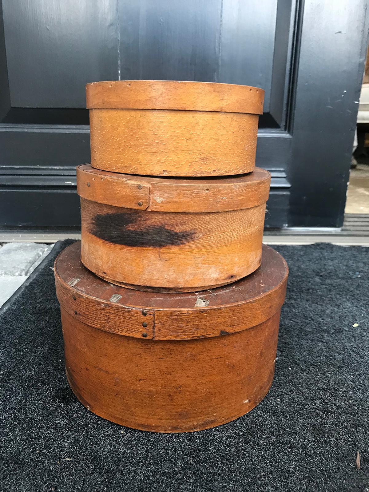 Set of three 19th century American pantry boxes
Measures: Small 6.75