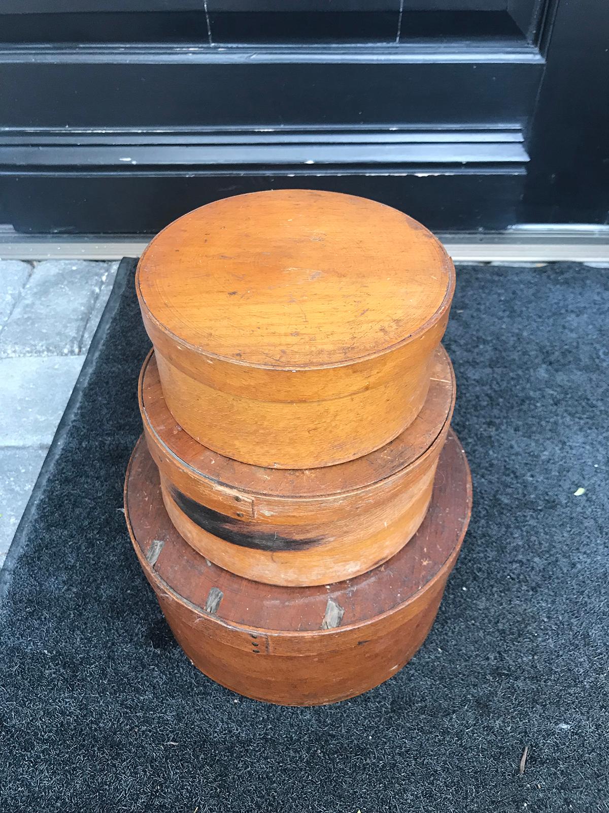 Set of Three 19th Century American Pantry Boxes For Sale 2