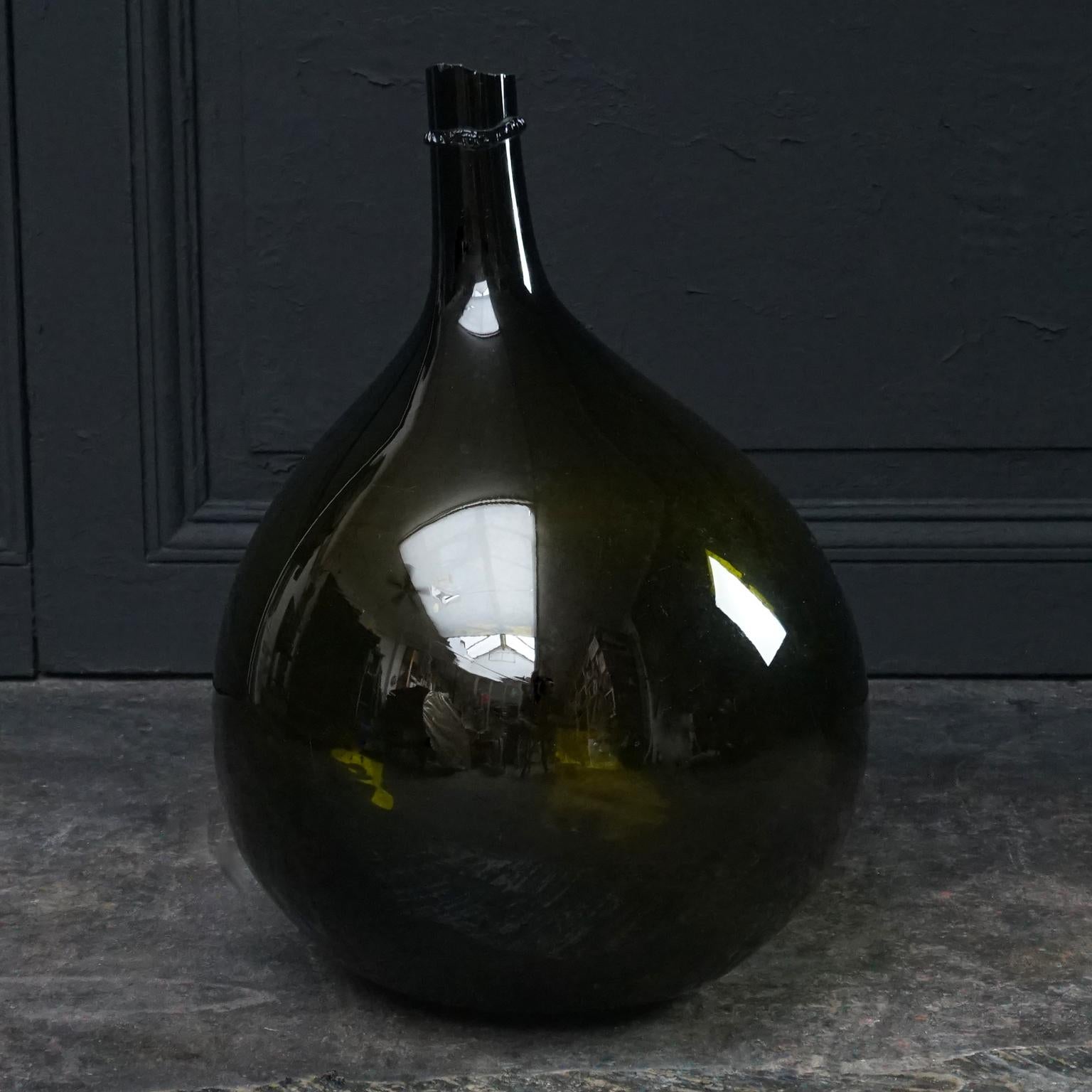 Set of Three 19th Century Italian Blown Demijohn or Damigiana Glass Bottles 7