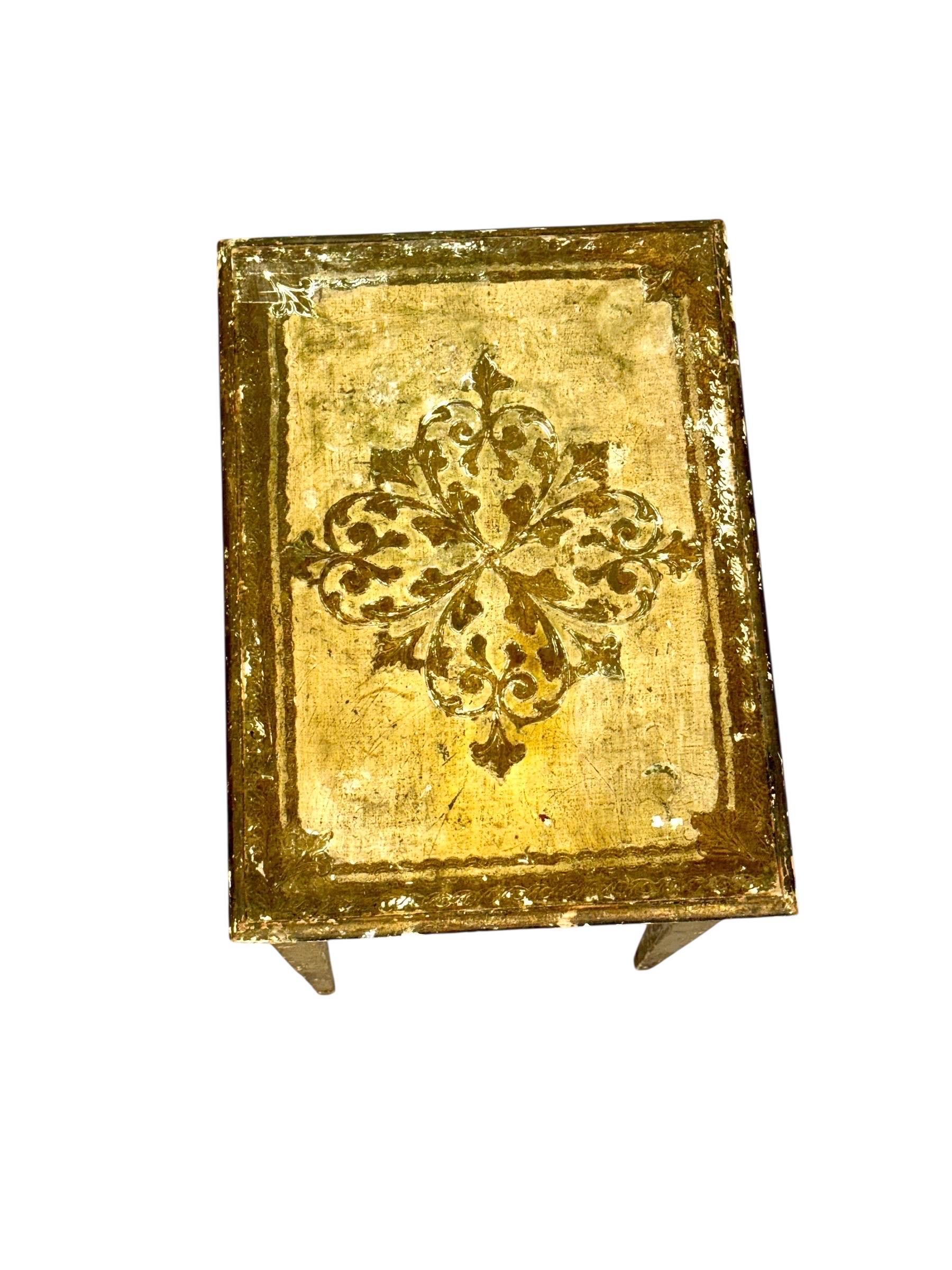 Set of Three 19th Century Italian Giltwood Nesting Tables For Sale 8