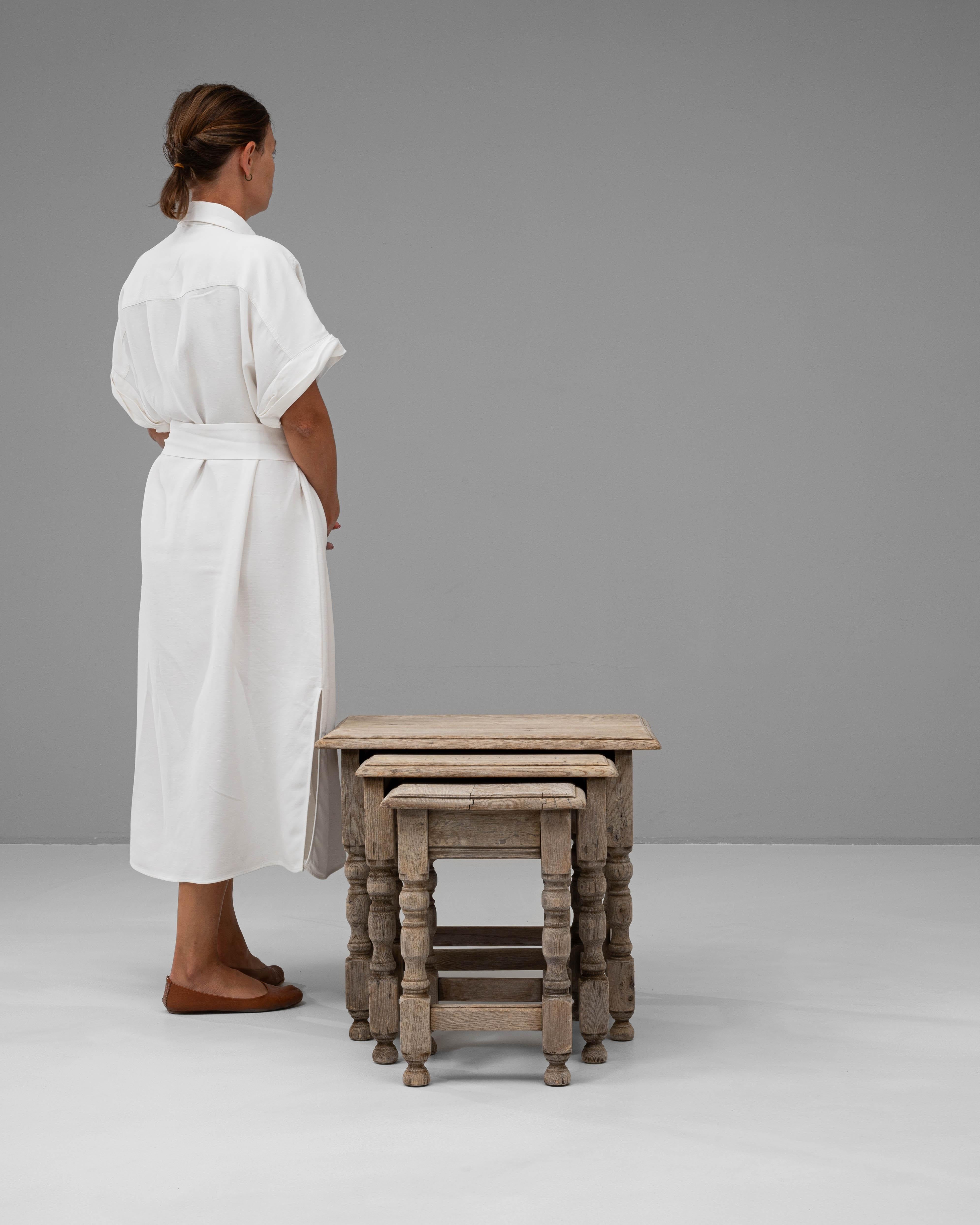 Set of Three, 20th Century French Oak Nesting Tables In Good Condition For Sale In High Point, NC