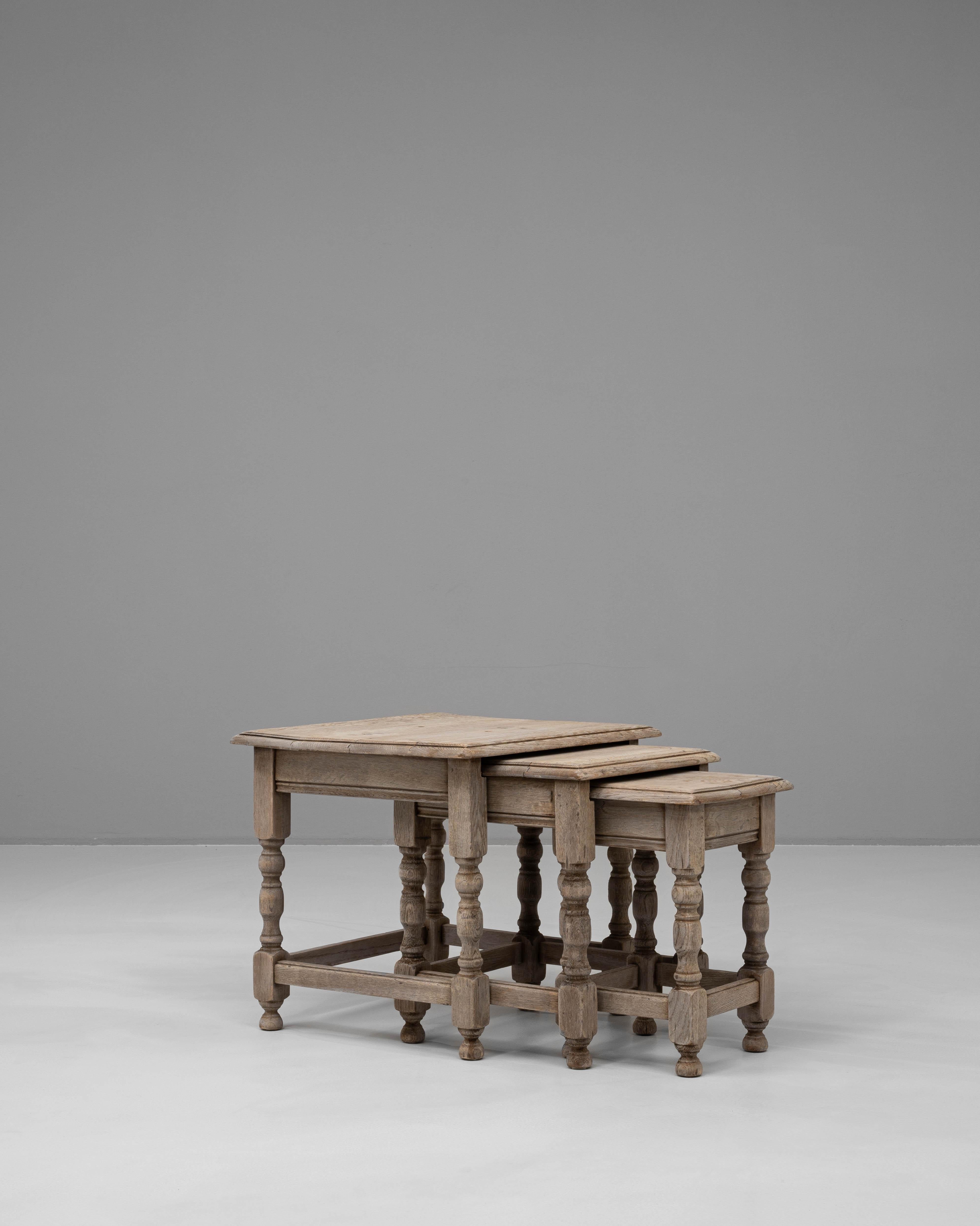 Set of Three, 20th Century French Oak Nesting Tables For Sale 1