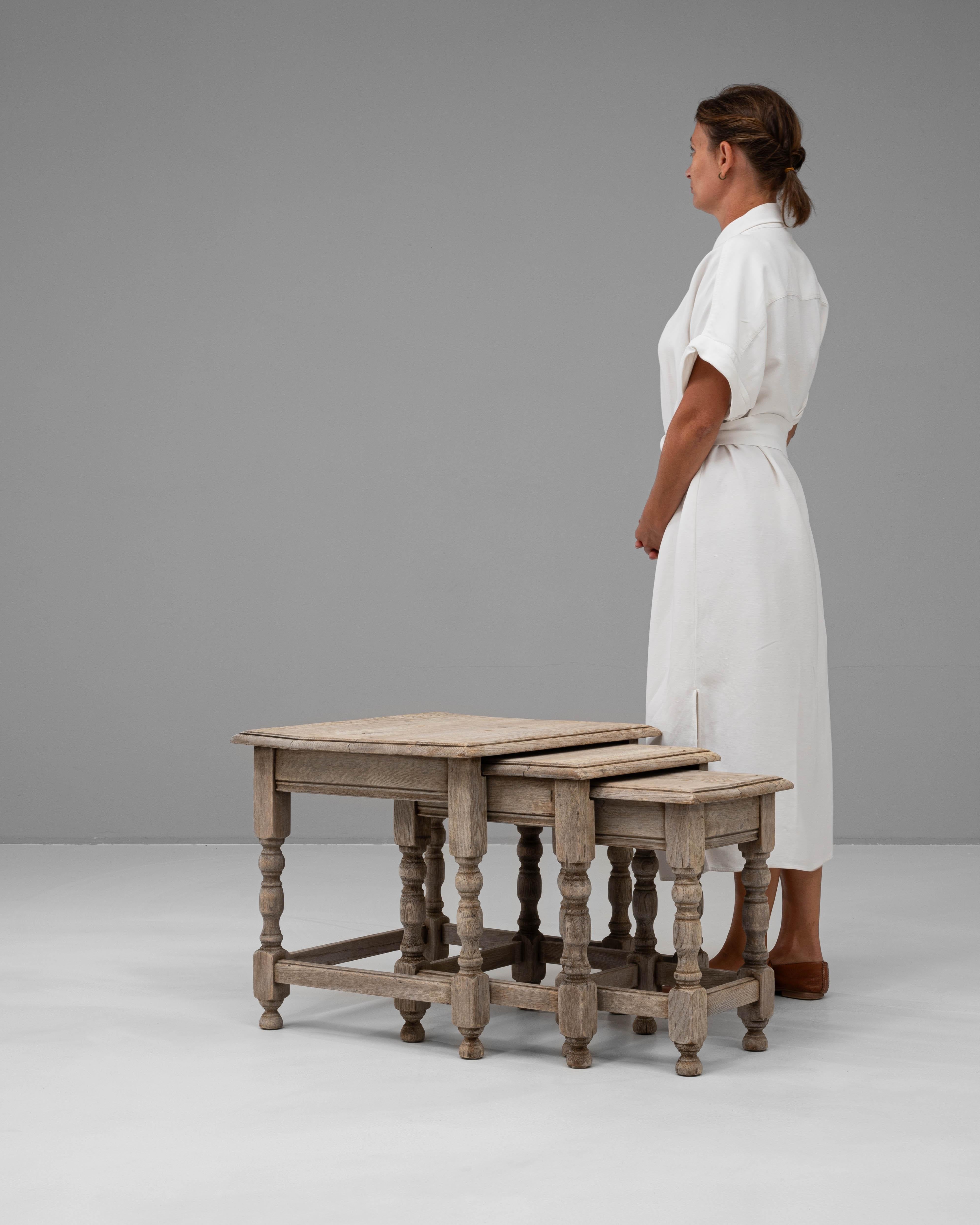 Set of Three, 20th Century French Oak Nesting Tables For Sale 2