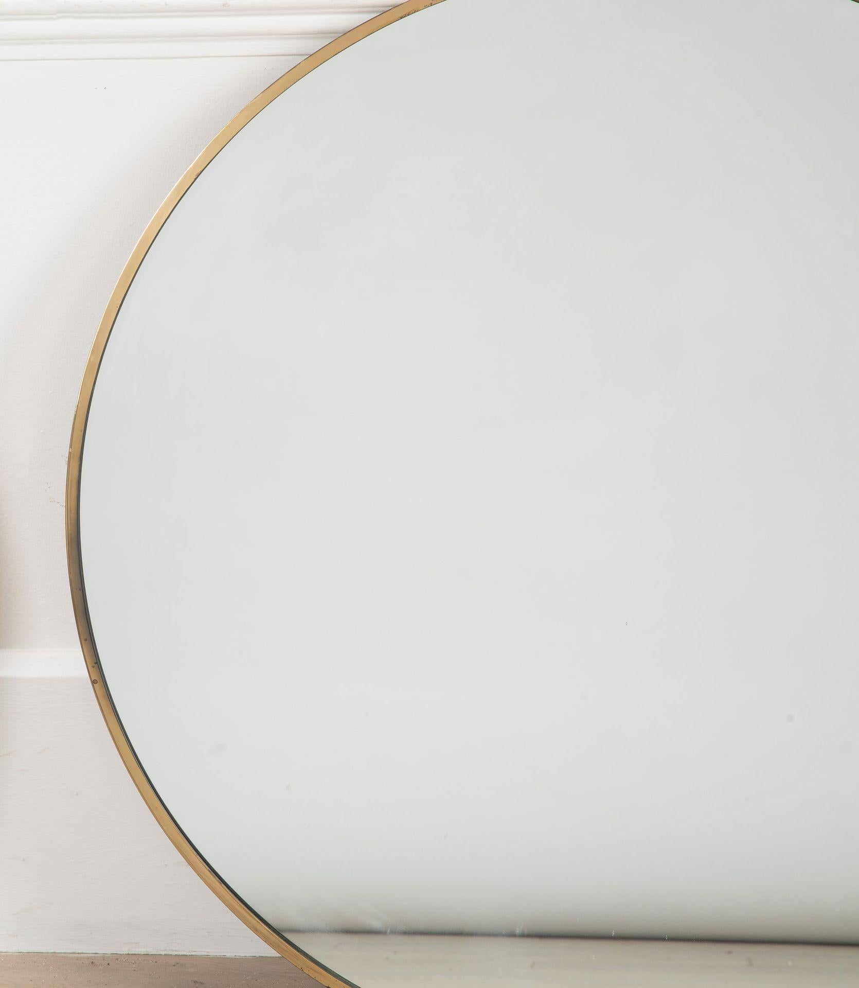 Set di tre specchi in ottone del XX secolo in vendita 4