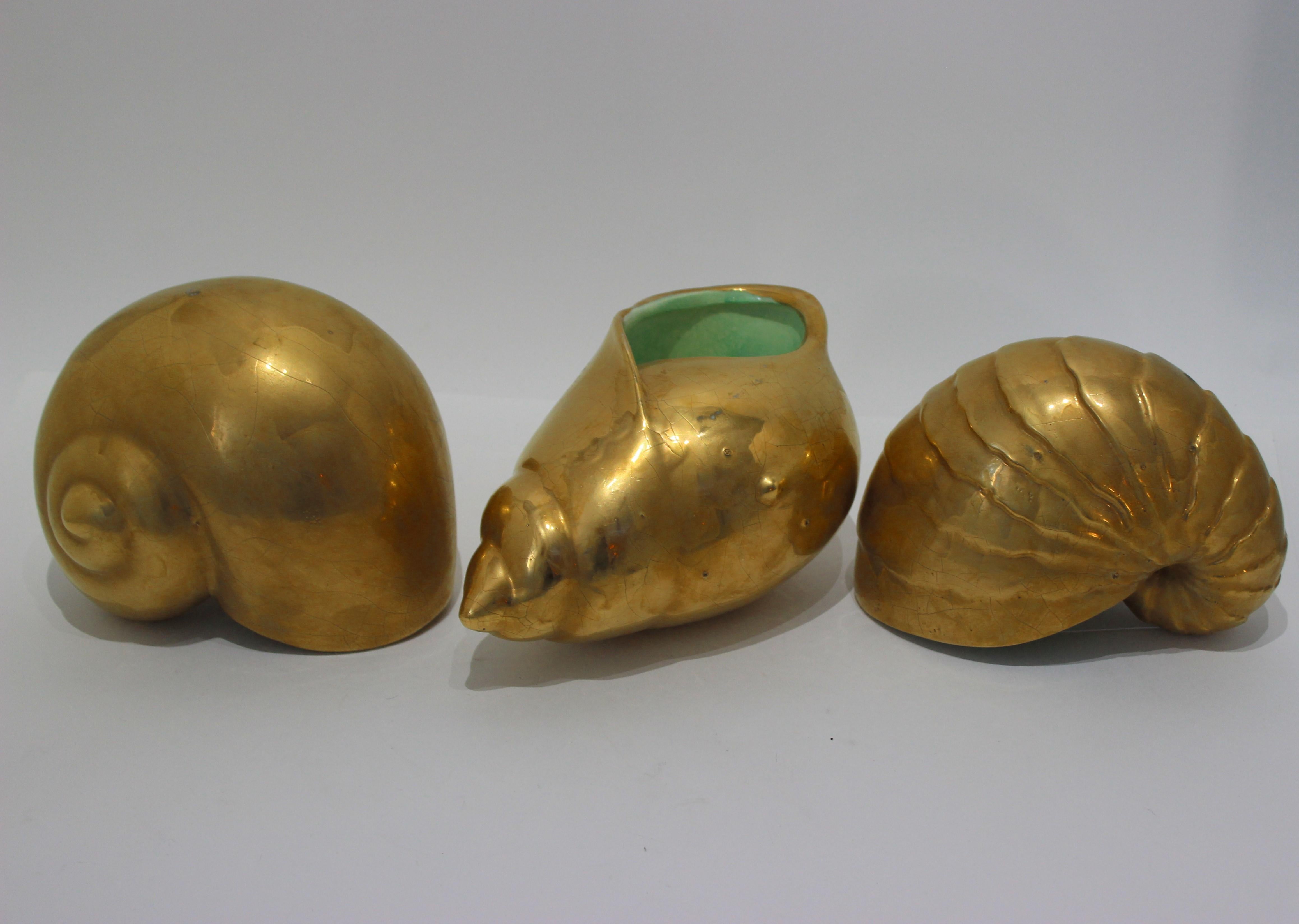 Set of Three 22-Karat Gold Glazed Nautical Ceramic Shells 5