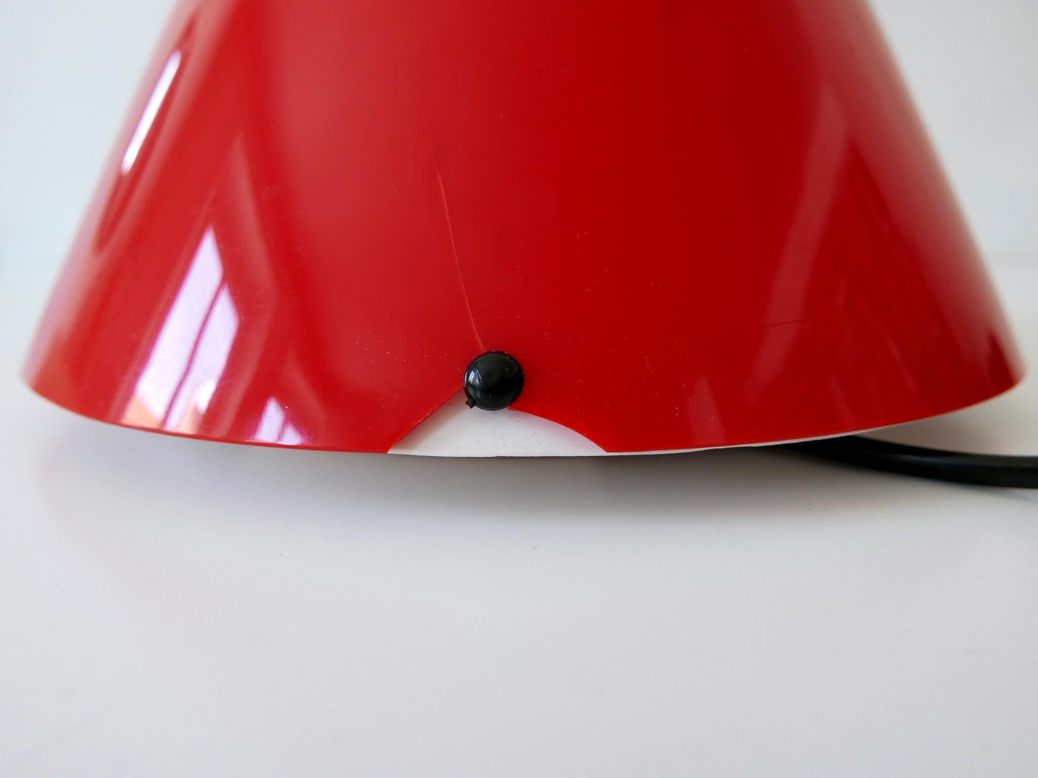 Ensemble de trois lampes ou appliques de table en acrylique en forme de cône de Verner Panton pour Poly Thema en vente 13