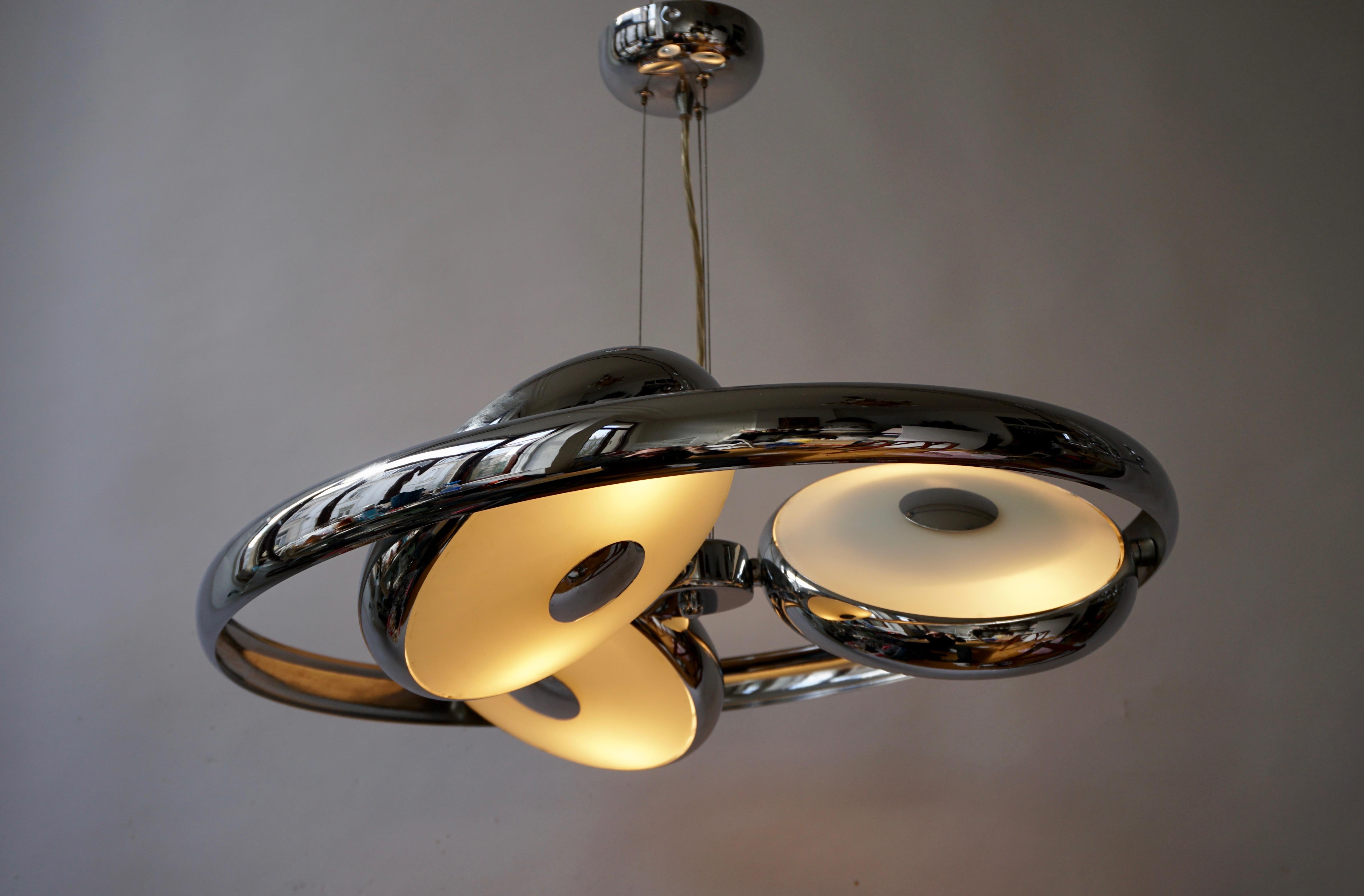 One off Three Adjustable Italian Glass and Chrome Ufo Chandeliers For Sale 1