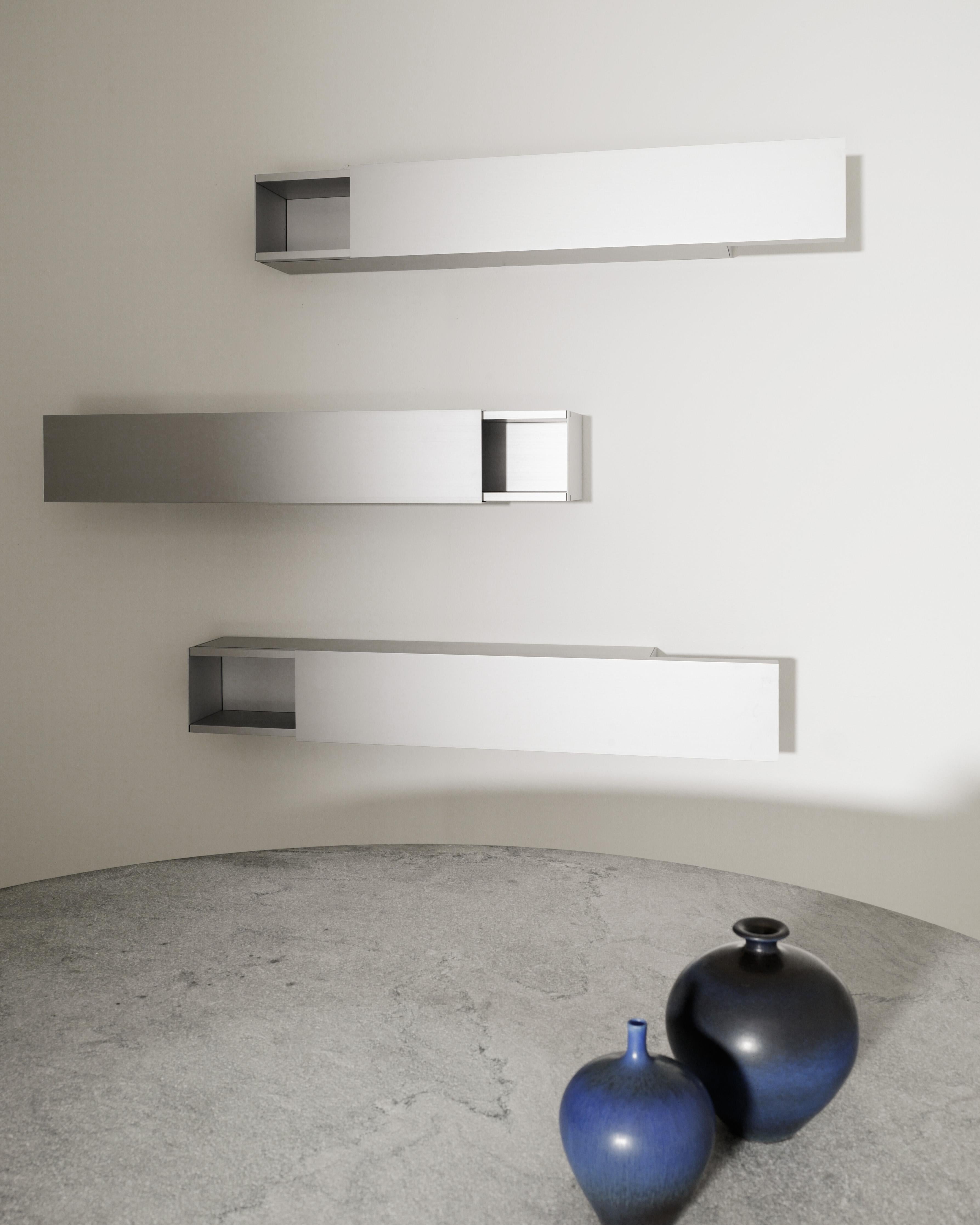 Set von drei Aluminium-Wandschrankregalen von Shigeru Uchida für Pastoe, 1990er Jahre (Moderne der Mitte des Jahrhunderts) im Angebot