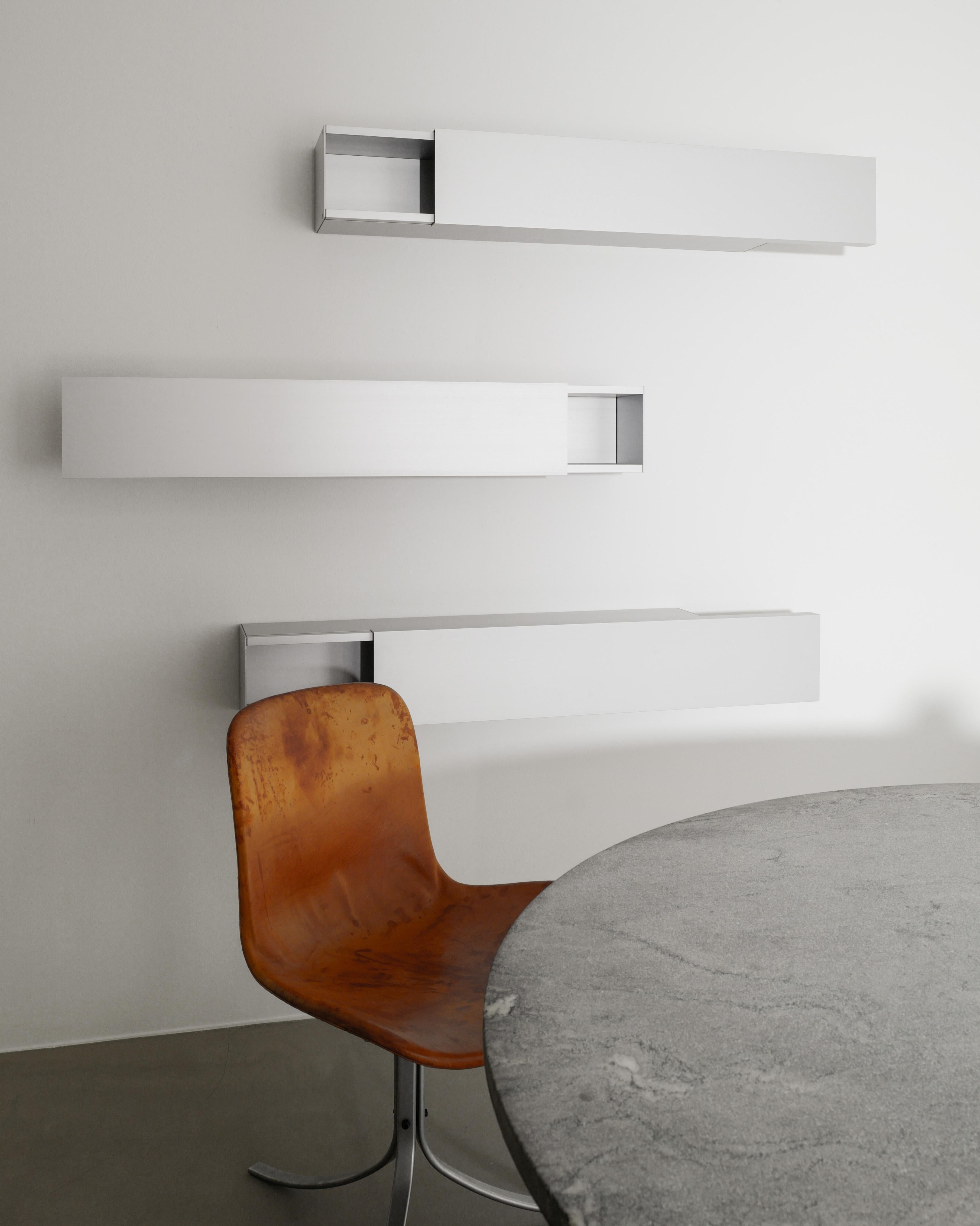 Set von drei Aluminium-Wandschrankregalen von Shigeru Uchida für Pastoe, 1990er Jahre (Niederländisch) im Angebot