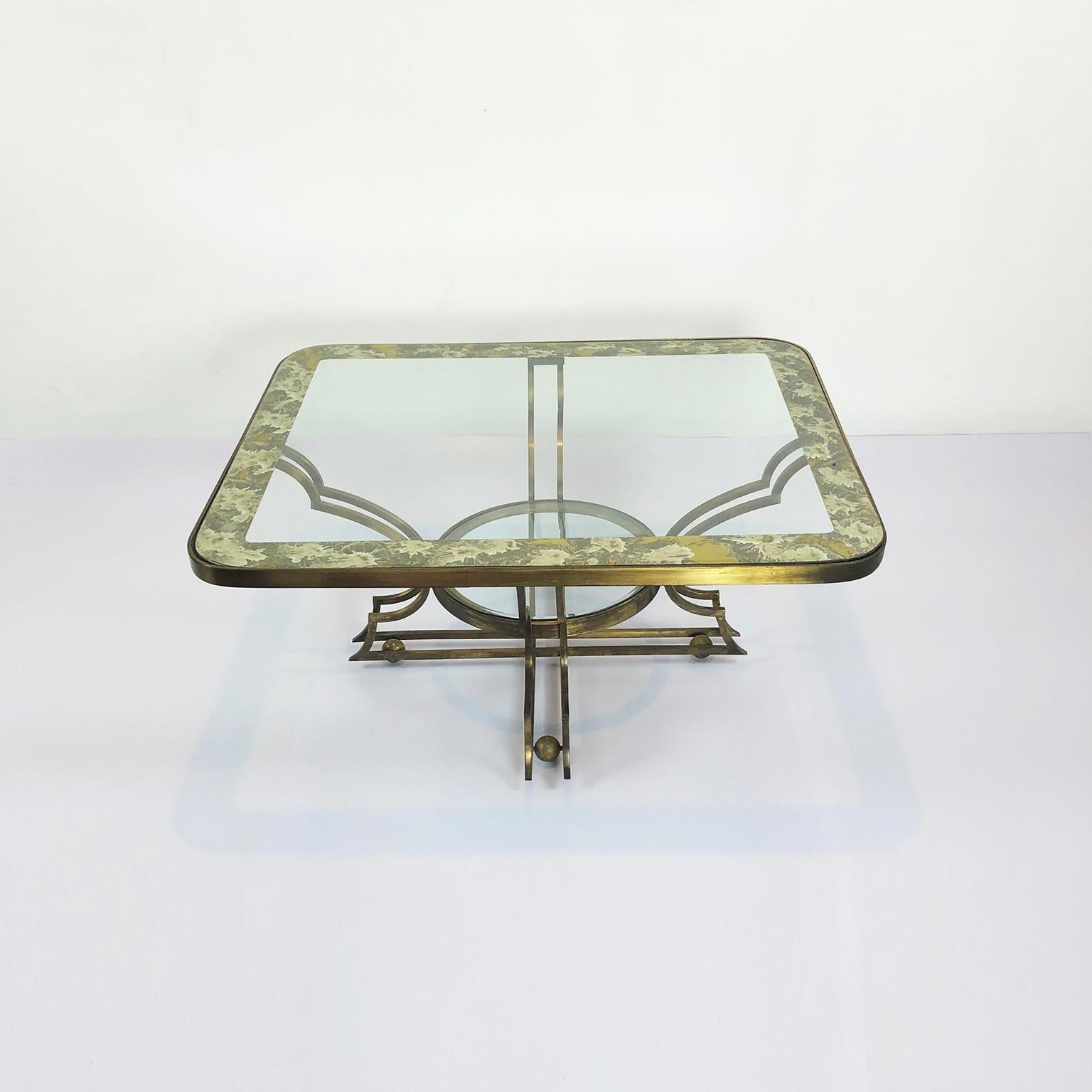 Set aus drei erstaunlichen Tischen, entworfen von Arturo Pani (Mitte des 20. Jahrhunderts) im Angebot
