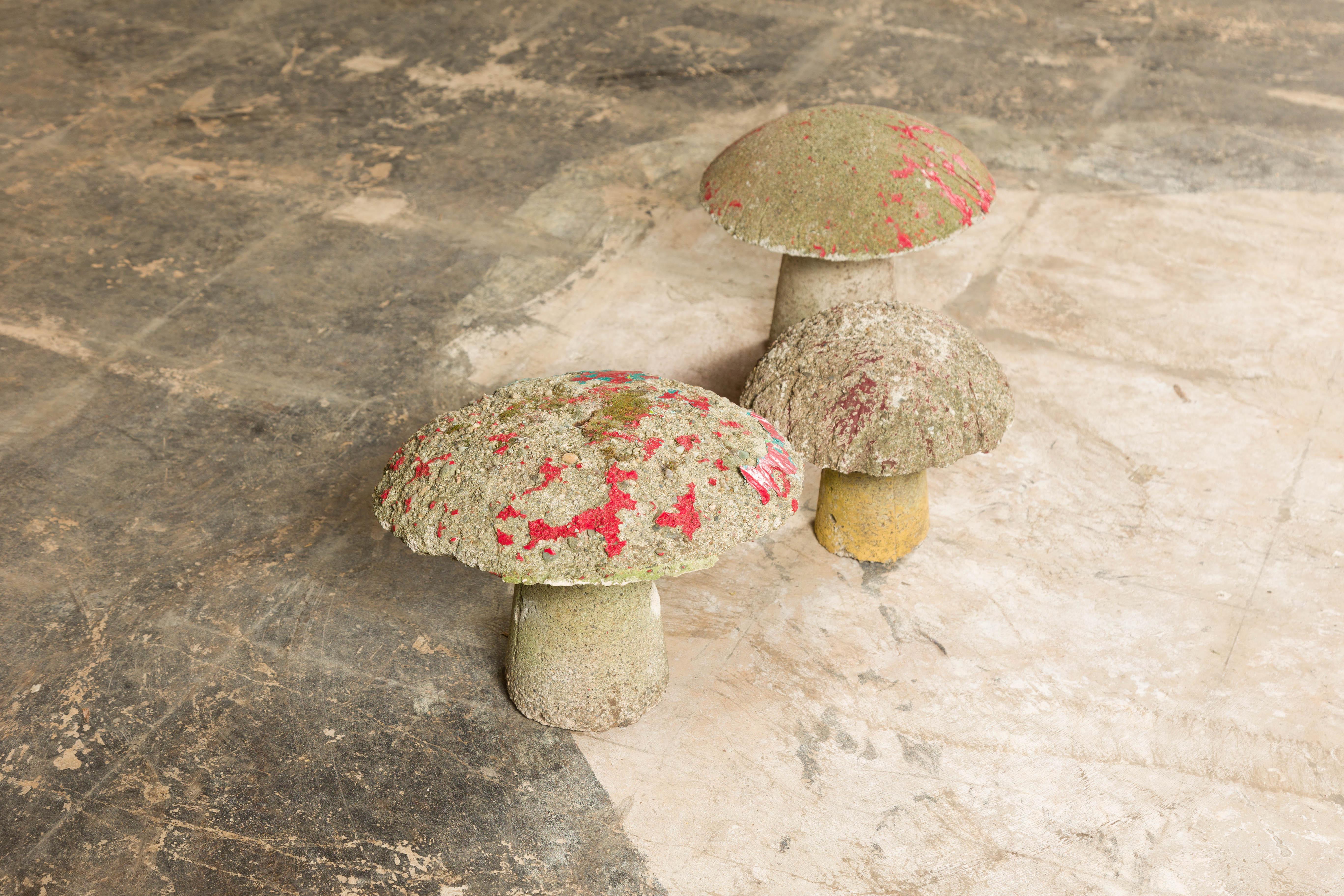 Set of Three American Midcentury Painted Concrete Mushroom Garden Ornaments For Sale 8