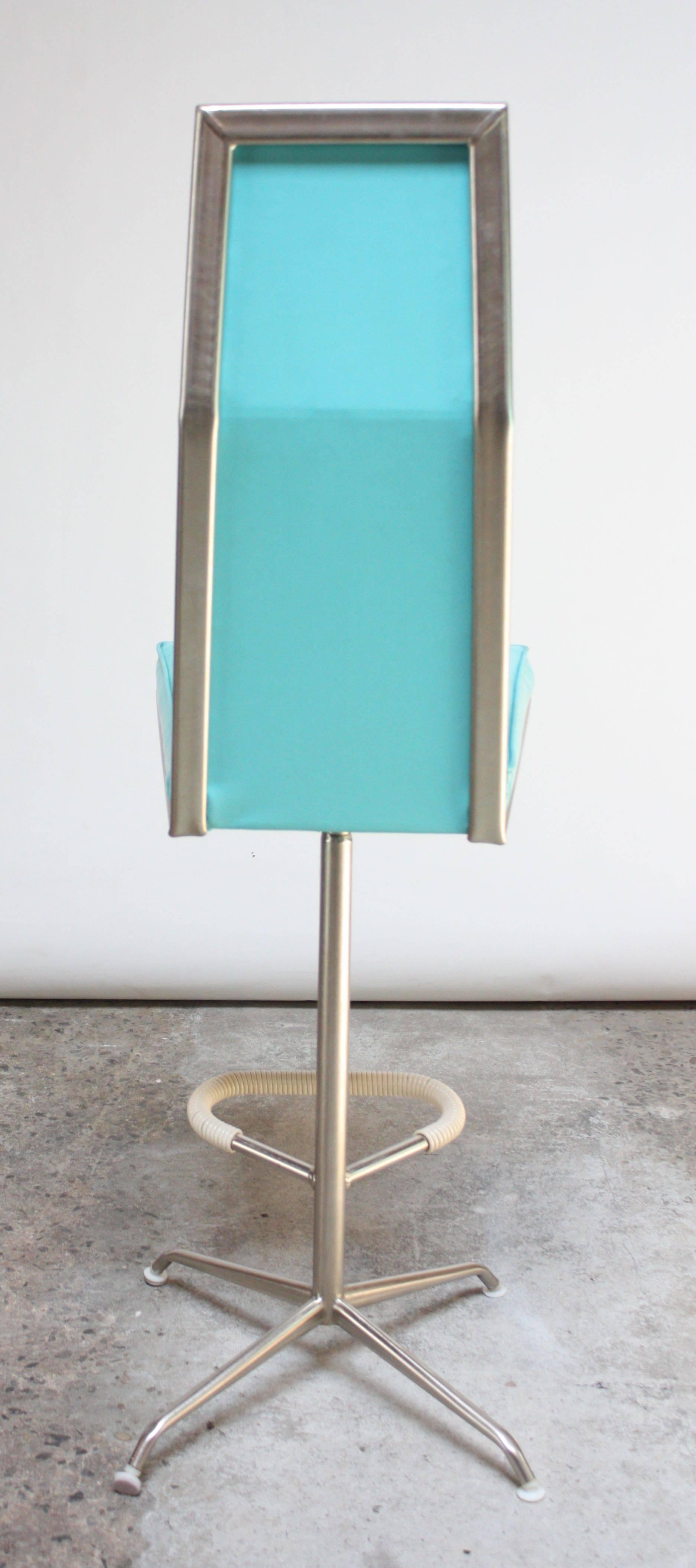 Juego de tres taburetes de bar American Modern High-Back by Jansko en venta 2