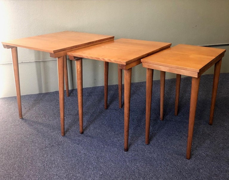 Set Of Three American Modern Nesting Tables By Russel Wright For