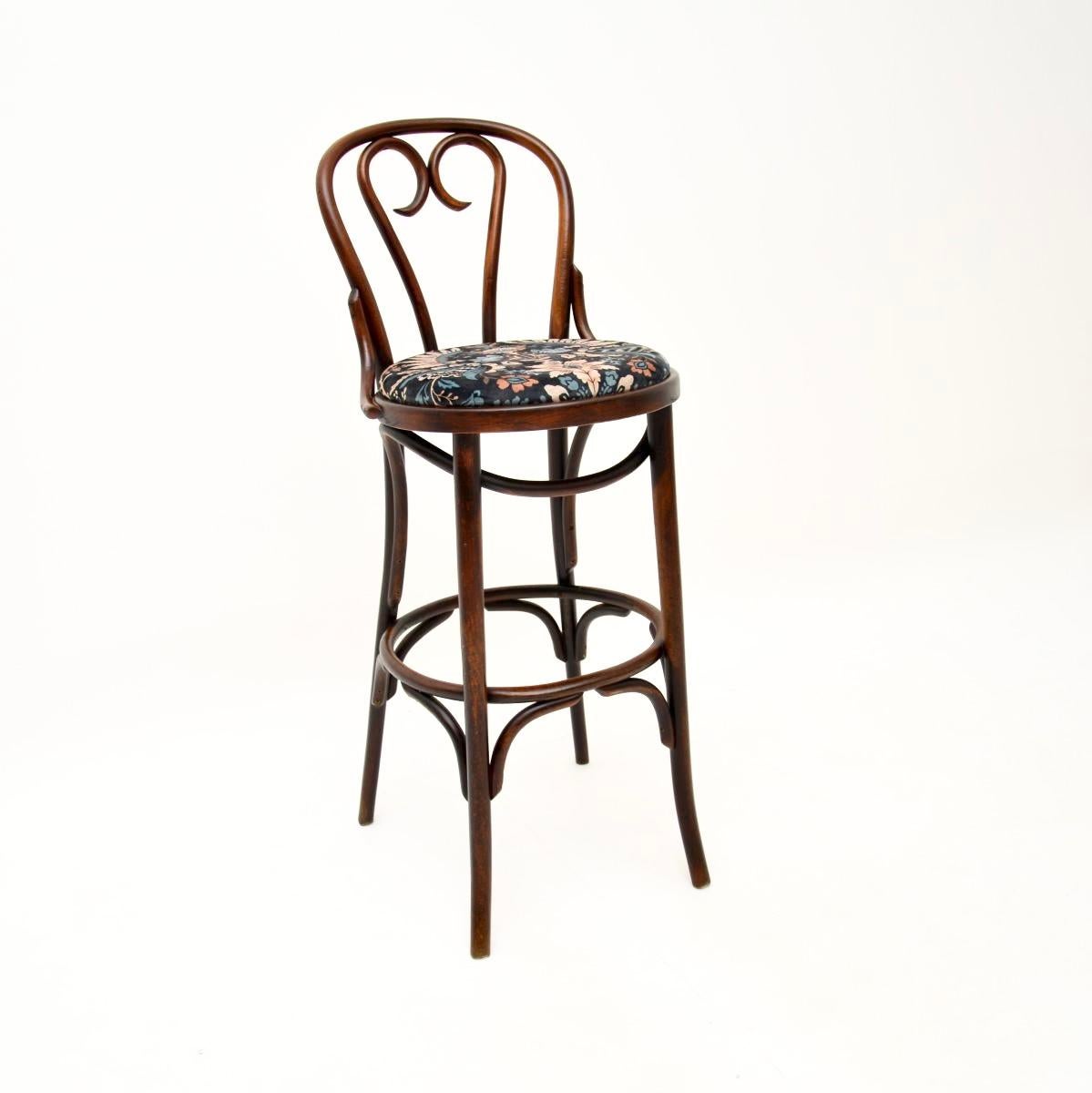 Mid-20th Century Set of Three Antique Bentwood Thonet Bar Stools