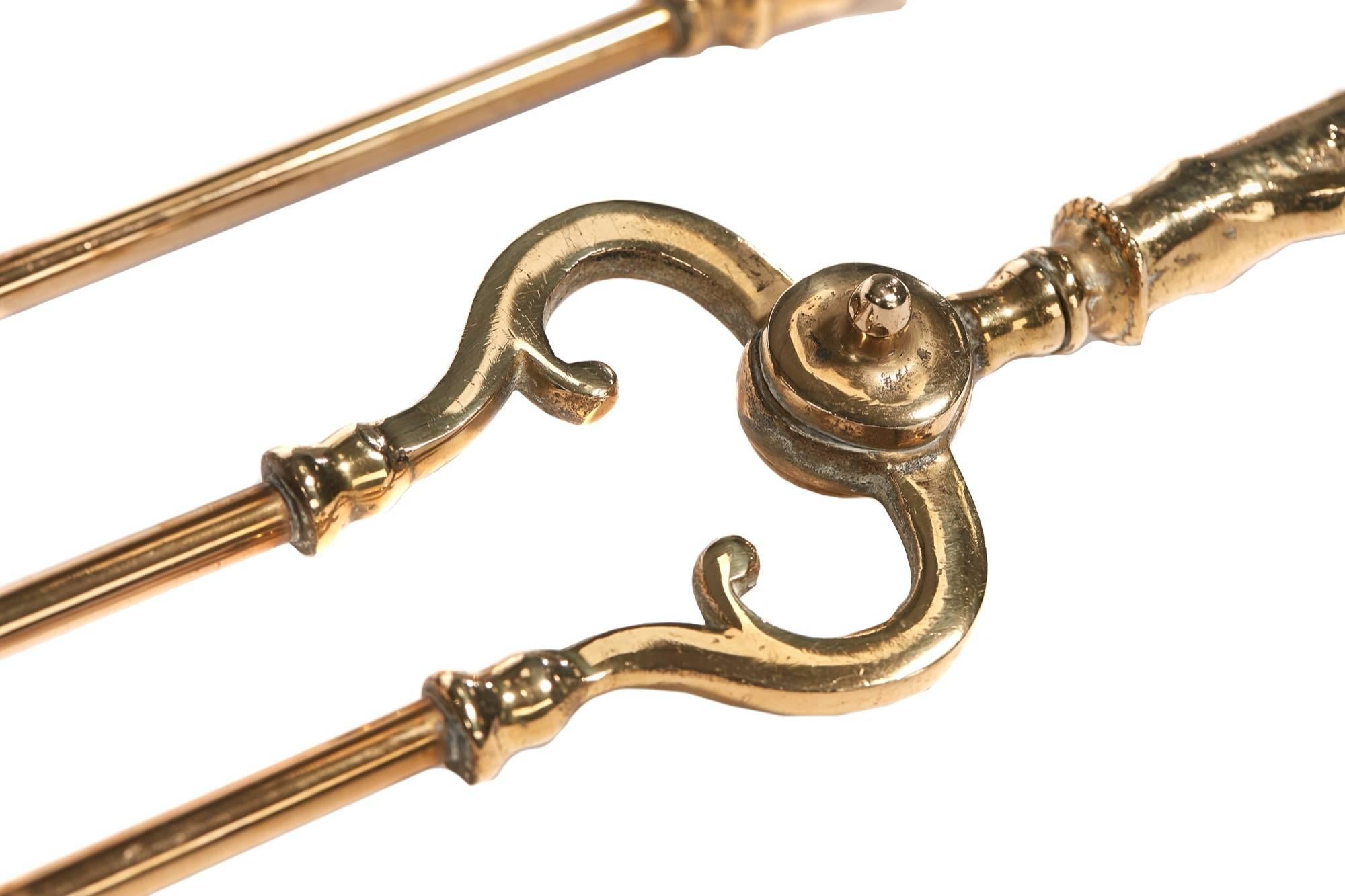Set of Three Antique Brass Fire Irons In Excellent Condition For Sale In Stutton, GB