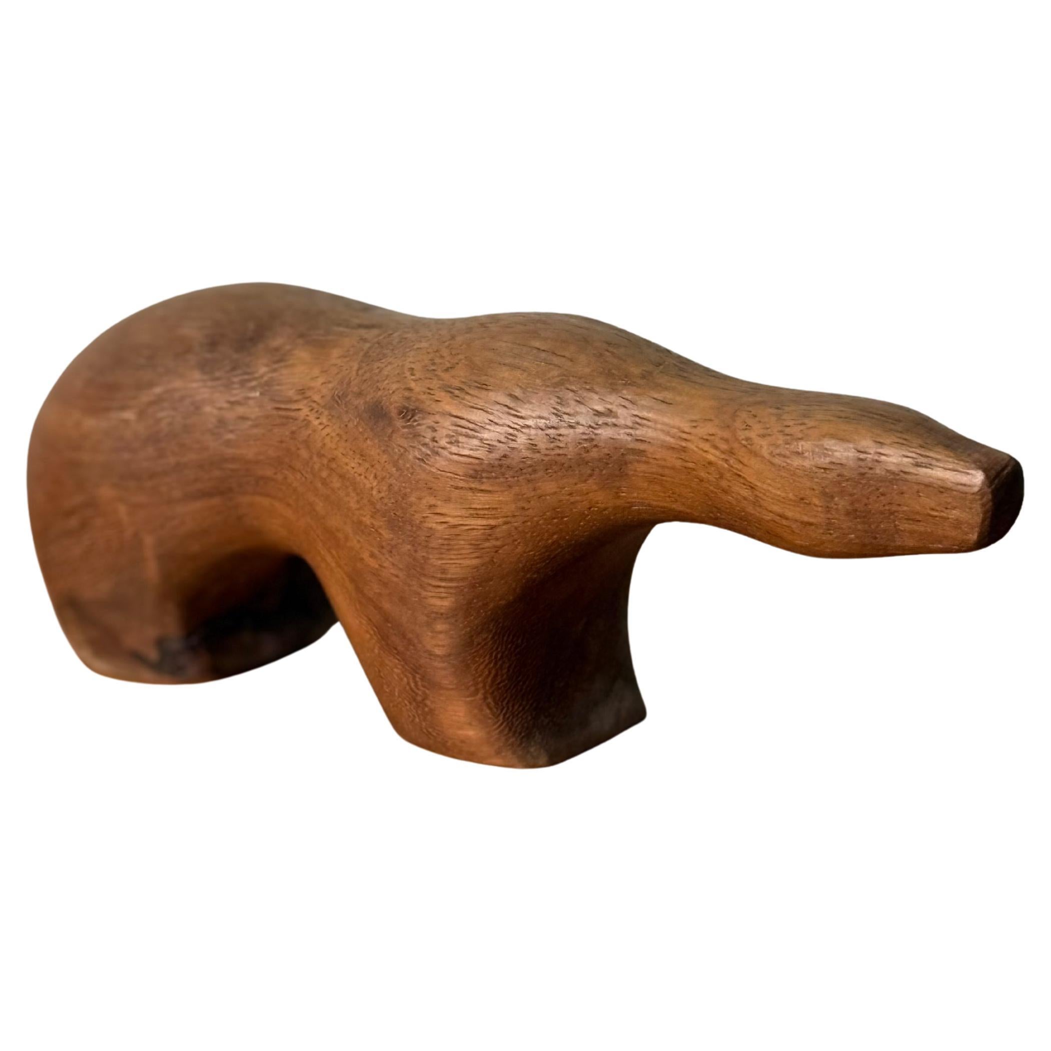 Arne Tjomsland, Oso escultórico de madera, Noruega, años 60 en venta