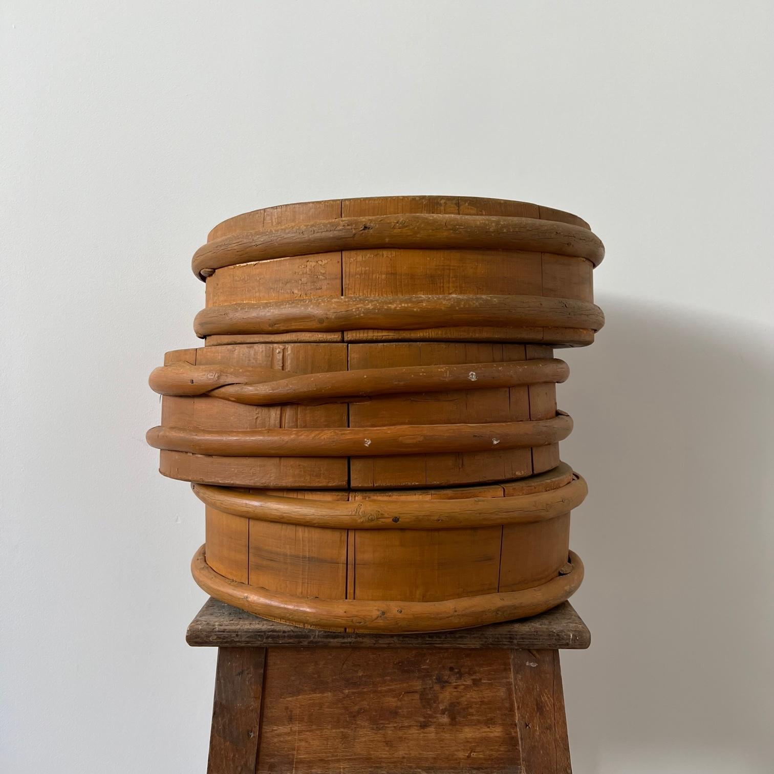 Set of Three Antique Swedish Wooden Primitive Bowls For Sale 1