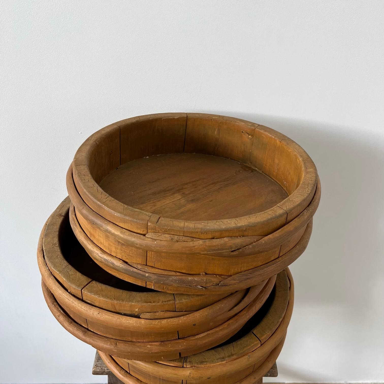Set of Three Antique Swedish Wooden Primitive Bowls For Sale 2