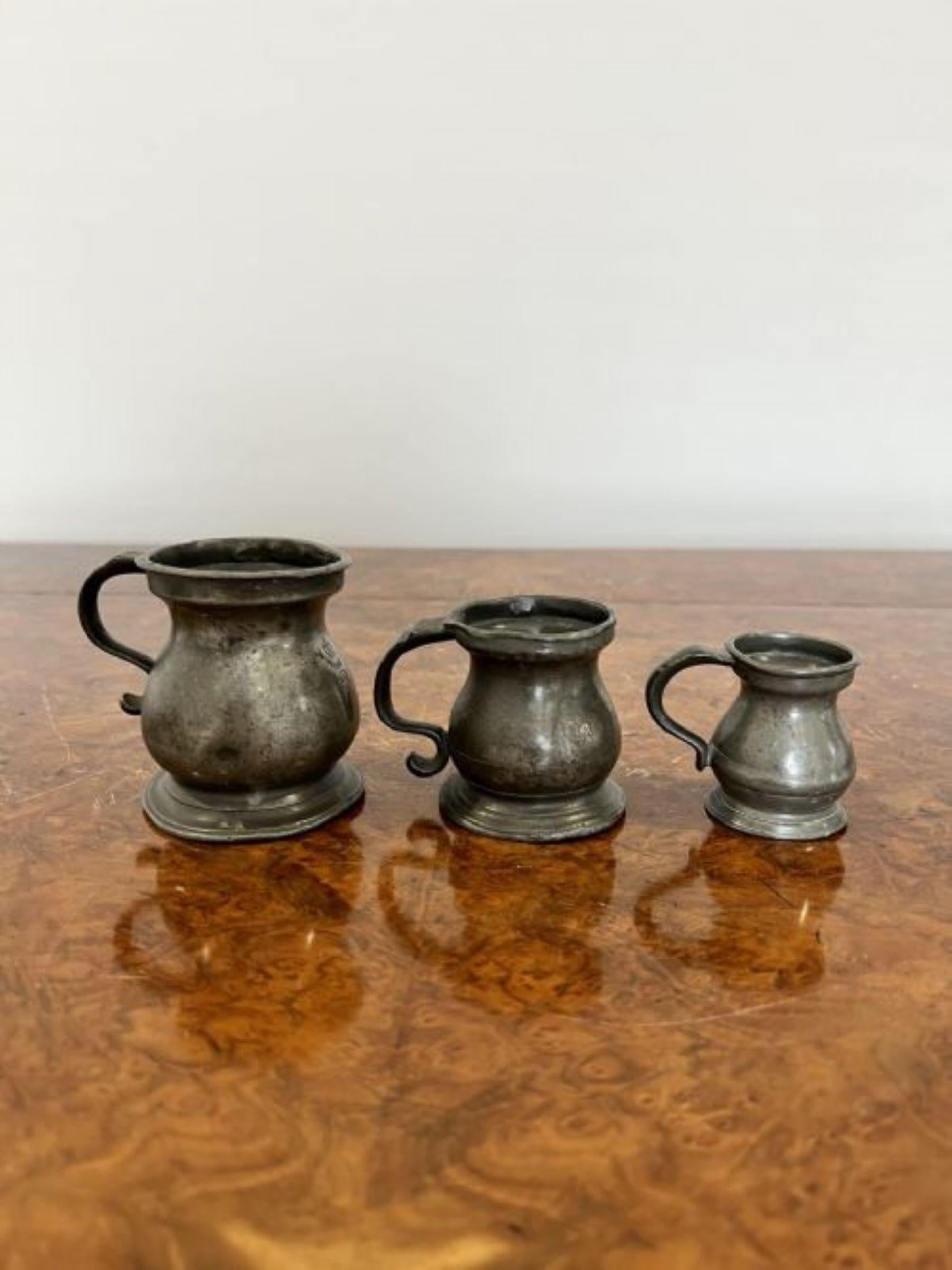 Set of three antique Victorian pewter measures marked VR In Good Condition For Sale In Ipswich, GB