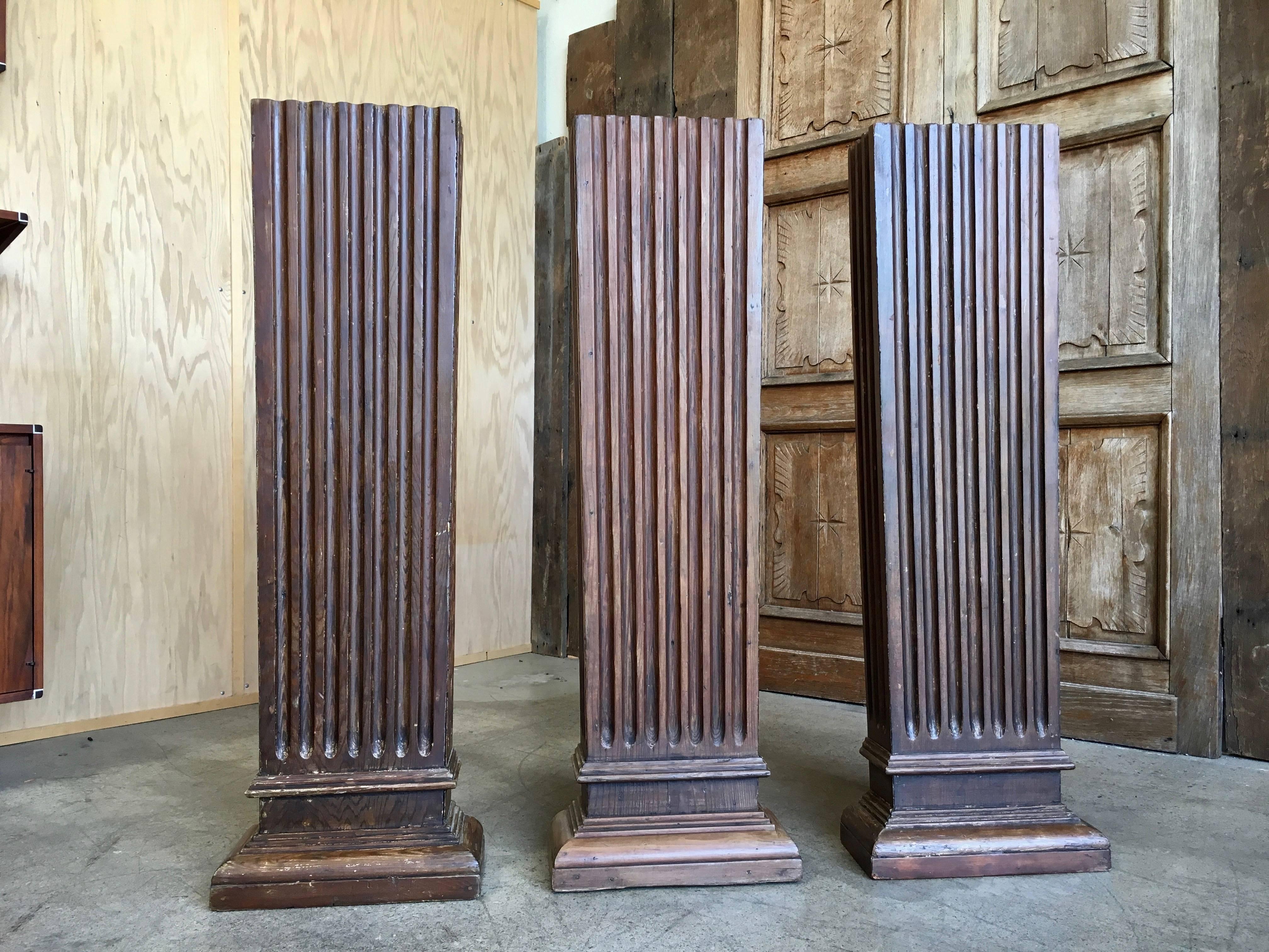 Set of Three Antique Wood Columns In Good Condition For Sale In Denton, TX