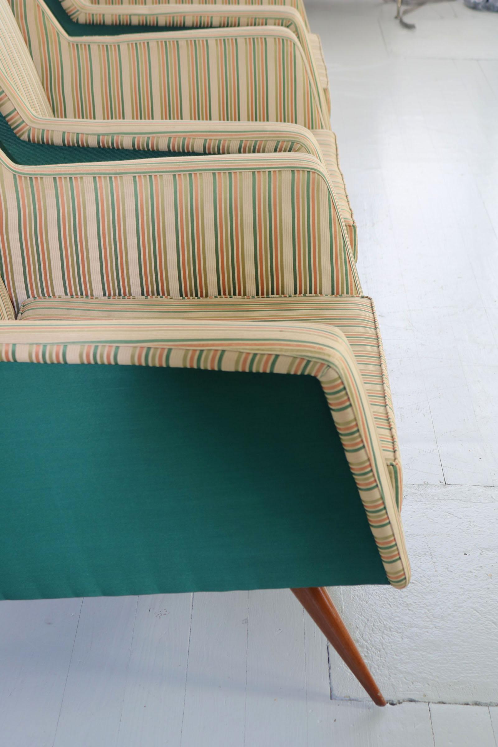 Set of Three Armchairs of the 1950s, Attributed to Melchiorre Bega For Sale 9