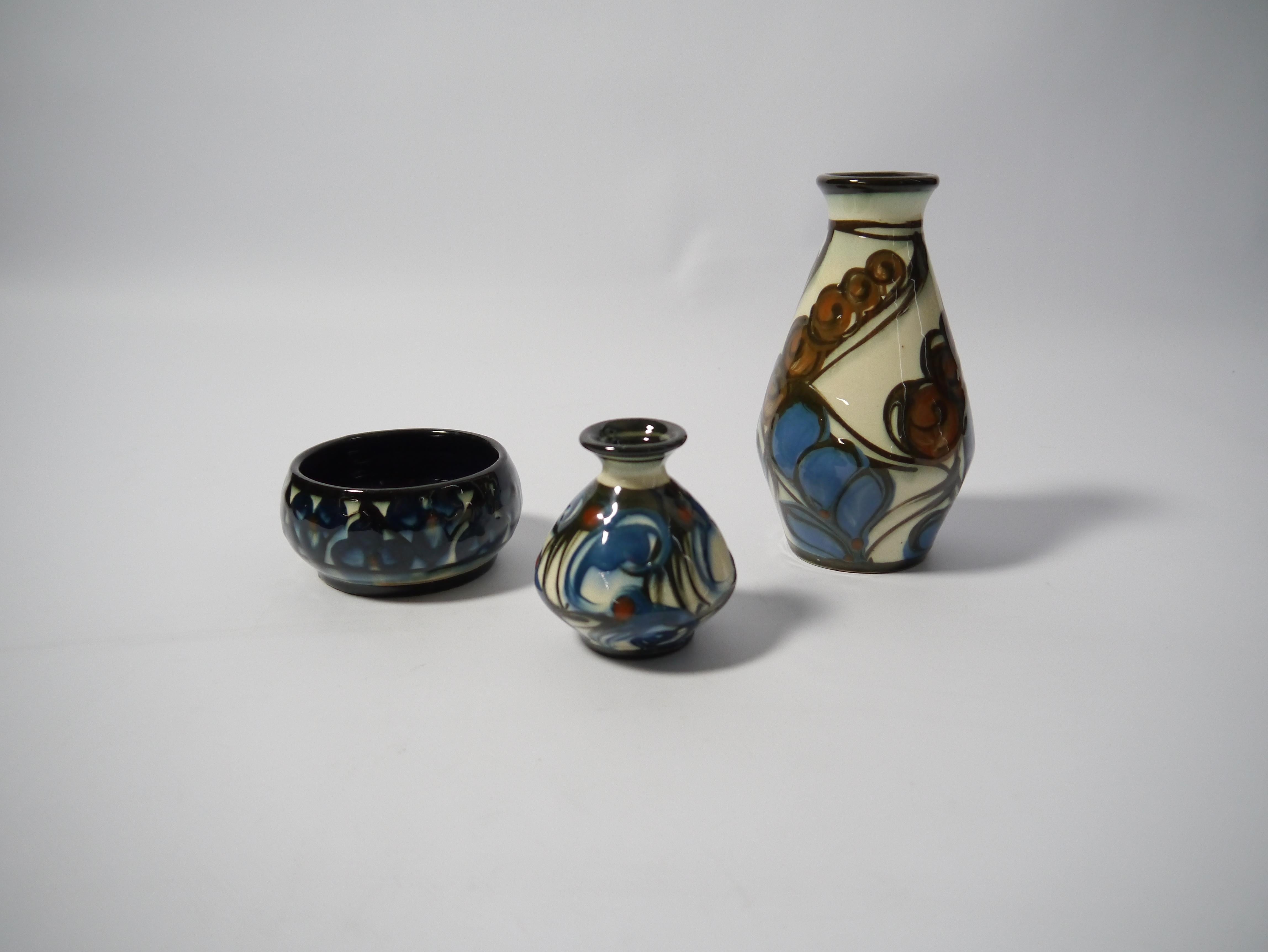 Set of three Art Deco ceramic vessels, containing two vases and a bowl, made by Danish ceramic studio Danico (1919-1929) in the 1920s.