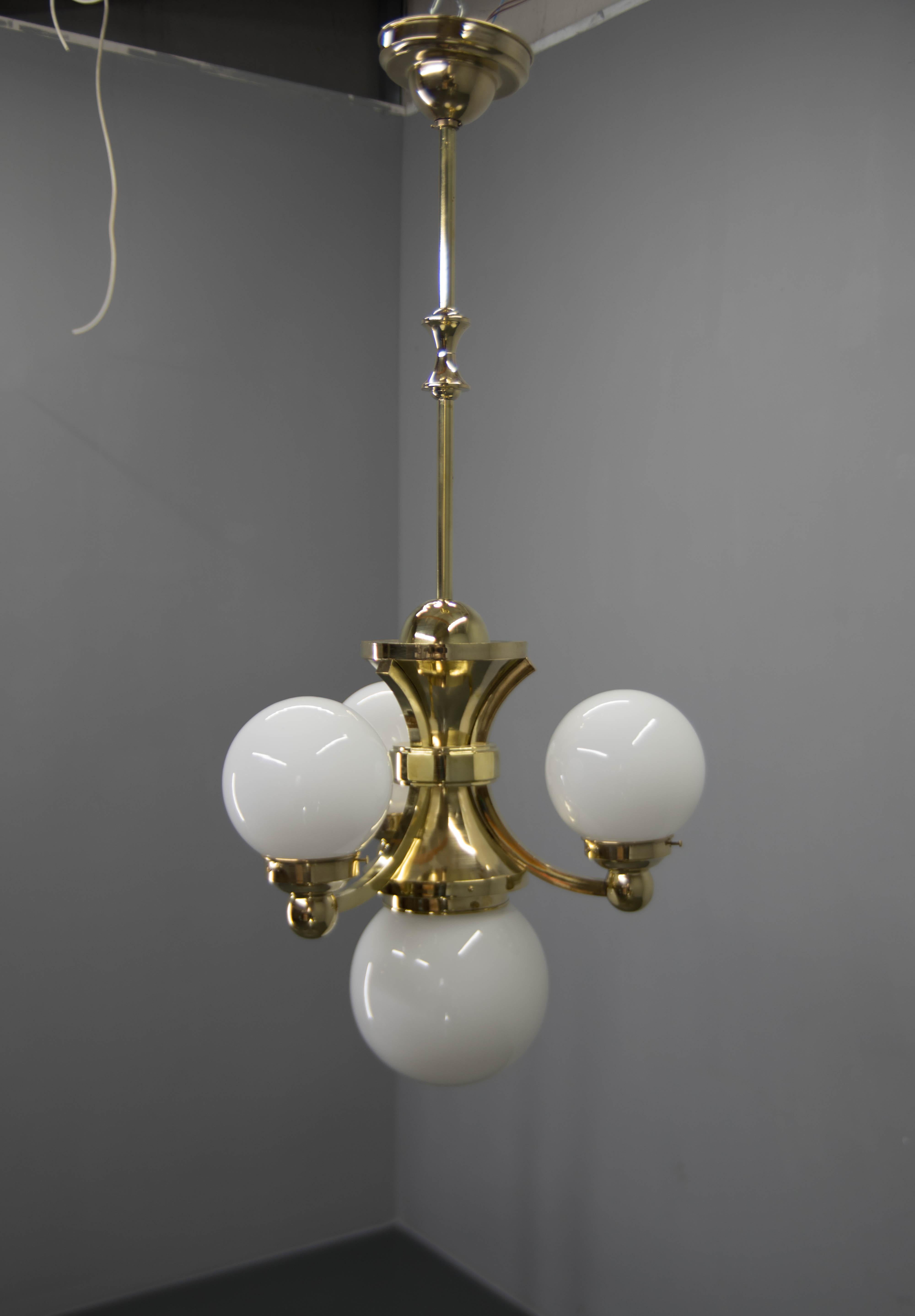 Austrian Set of Three Art Deco Chandeliers By Gocar, Austria, 1910s, Restored For Sale