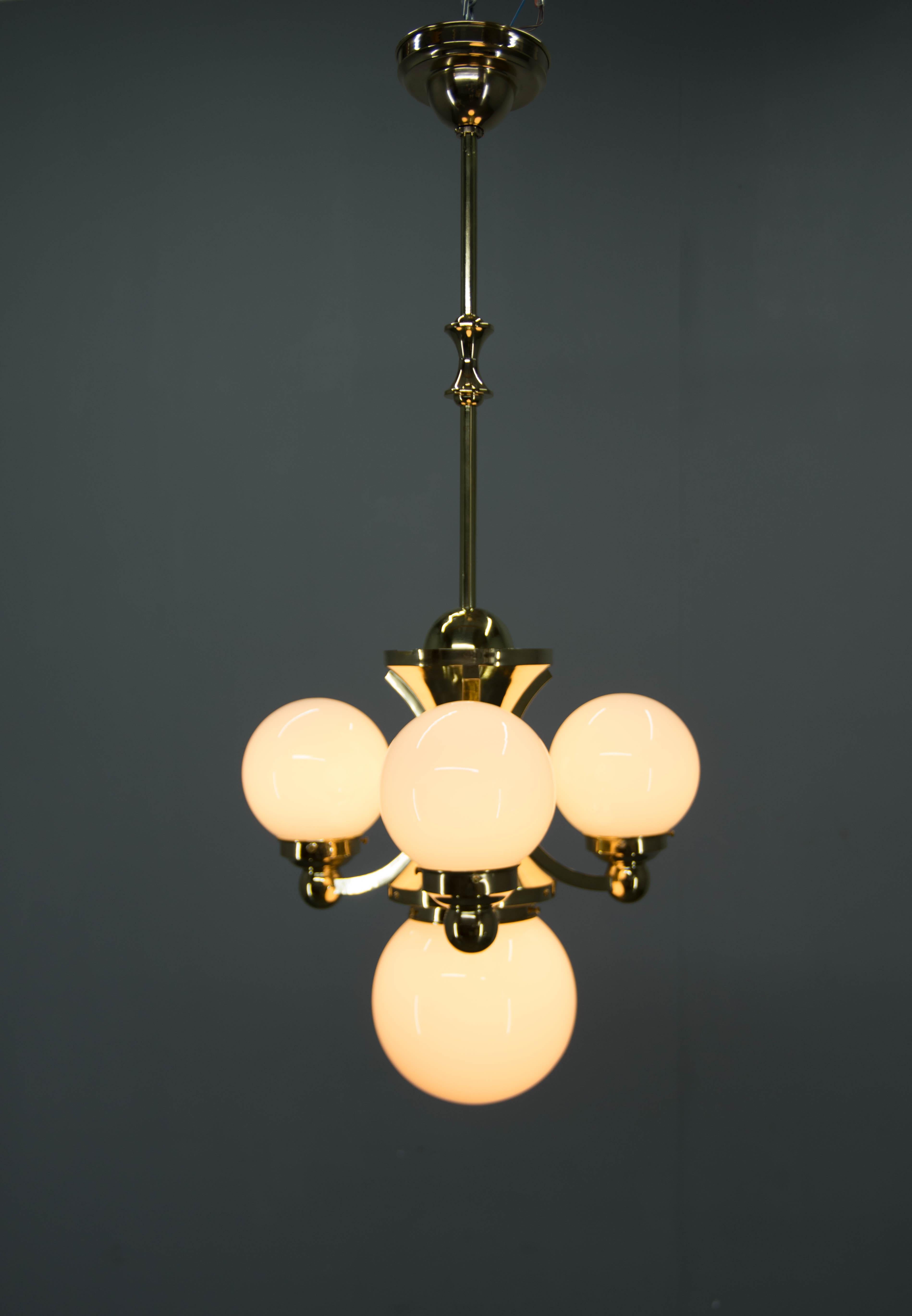 Brass Set of Three Art Deco Chandeliers By Gocar, Austria, 1910s, Restored For Sale