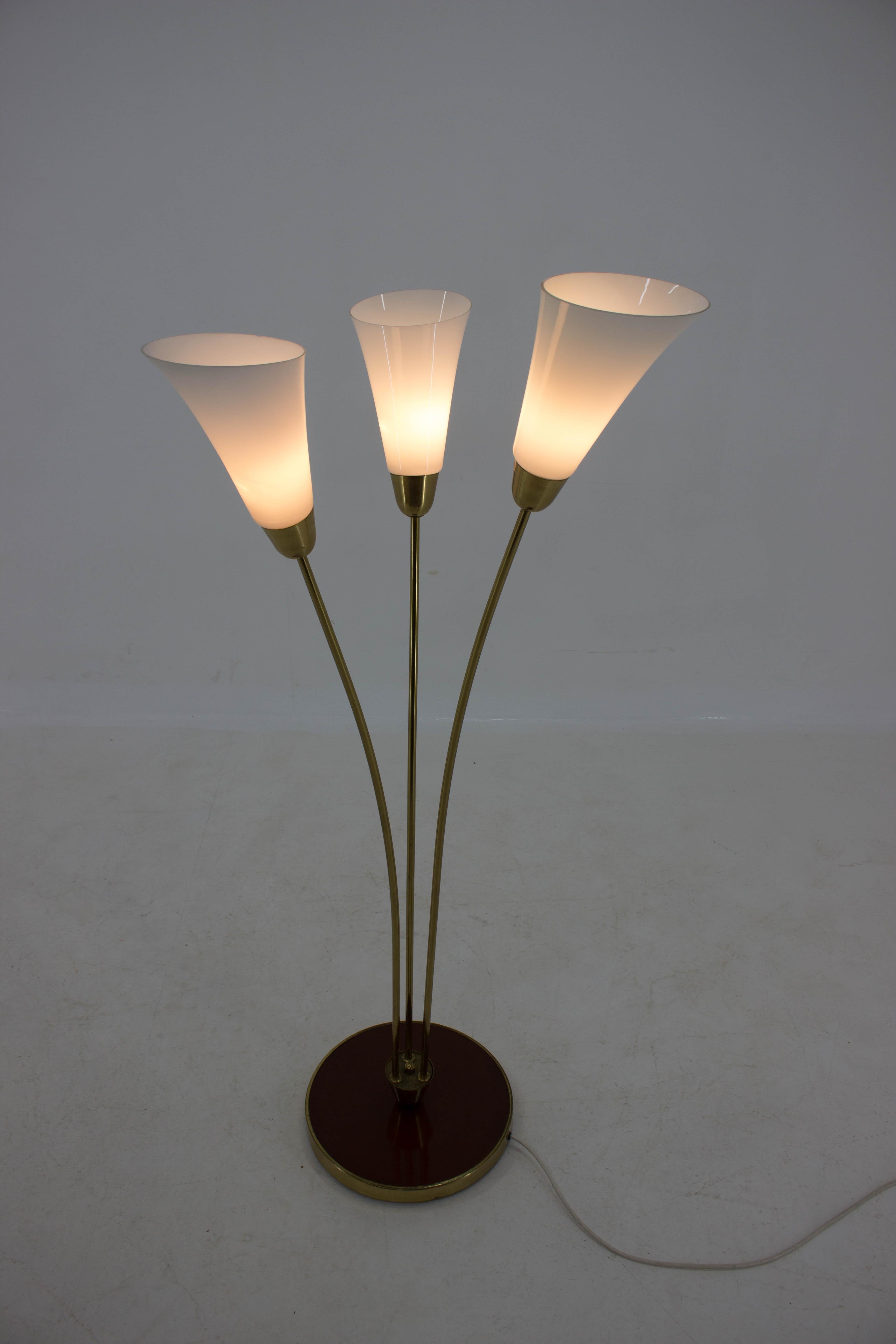 Brass Set of Three Art Deco Floor Lamps, 1940s For Sale