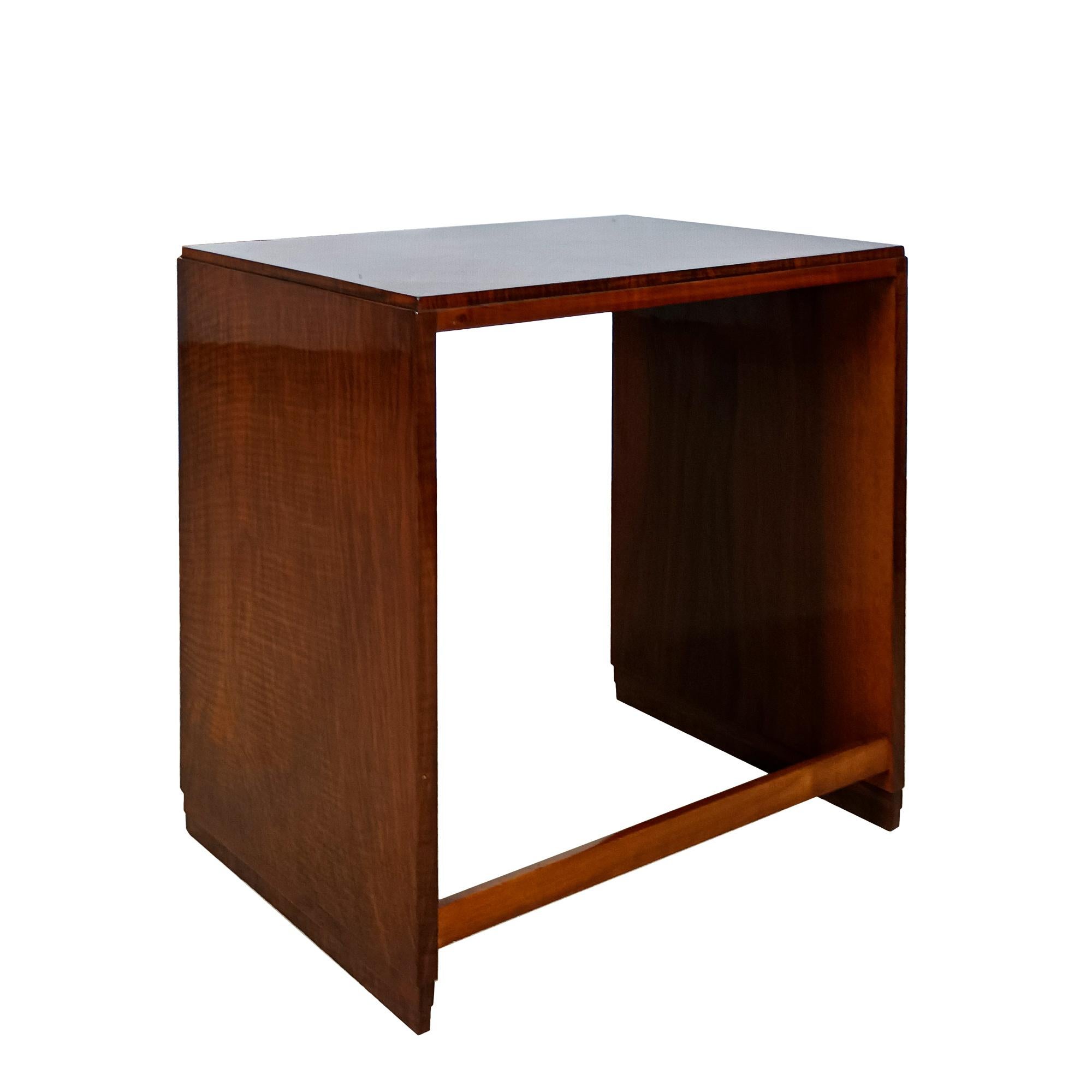 Français Ensemble de trois tables gigognes Art déco - France 1930 en vente