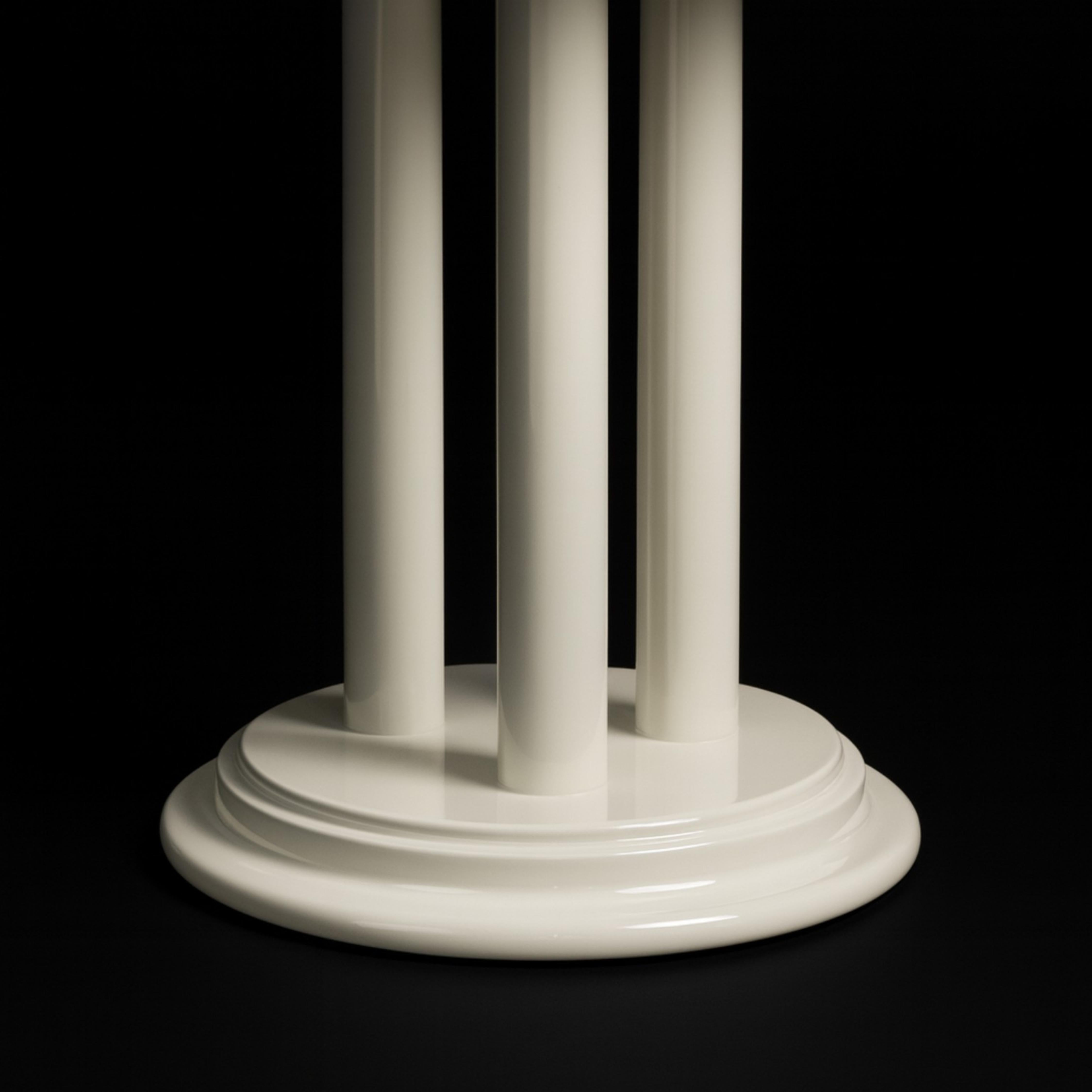 French Set of three Art Deco Off White Chestnut Pedestal Table, 20th Century For Sale