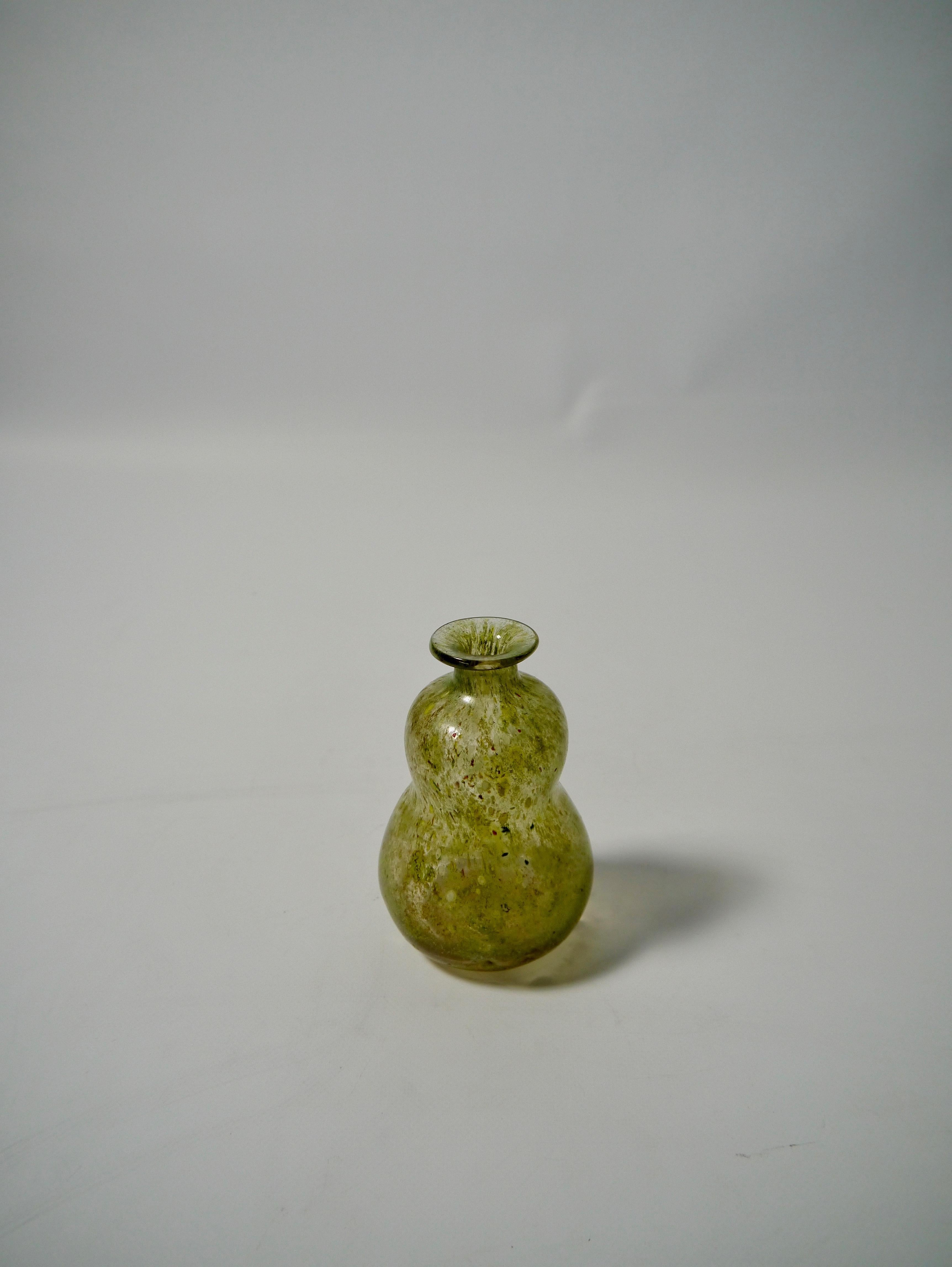 Ensemble de trois vases en verre d'art de Gro Bergslien pour Hadeland, Norvège, 1970 Bon état - En vente à Barcelona, ES