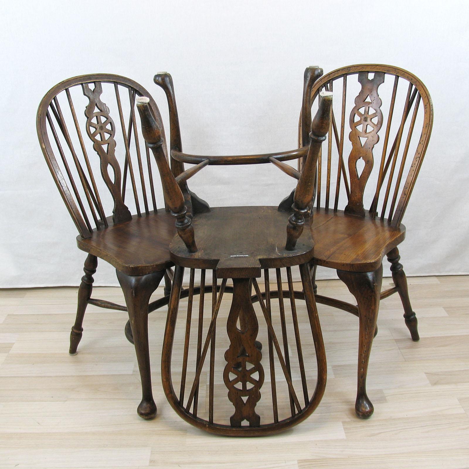 Wood Set of Three Ash and Beech Wheelback Windsor Chairs with Cabriole Leg, England