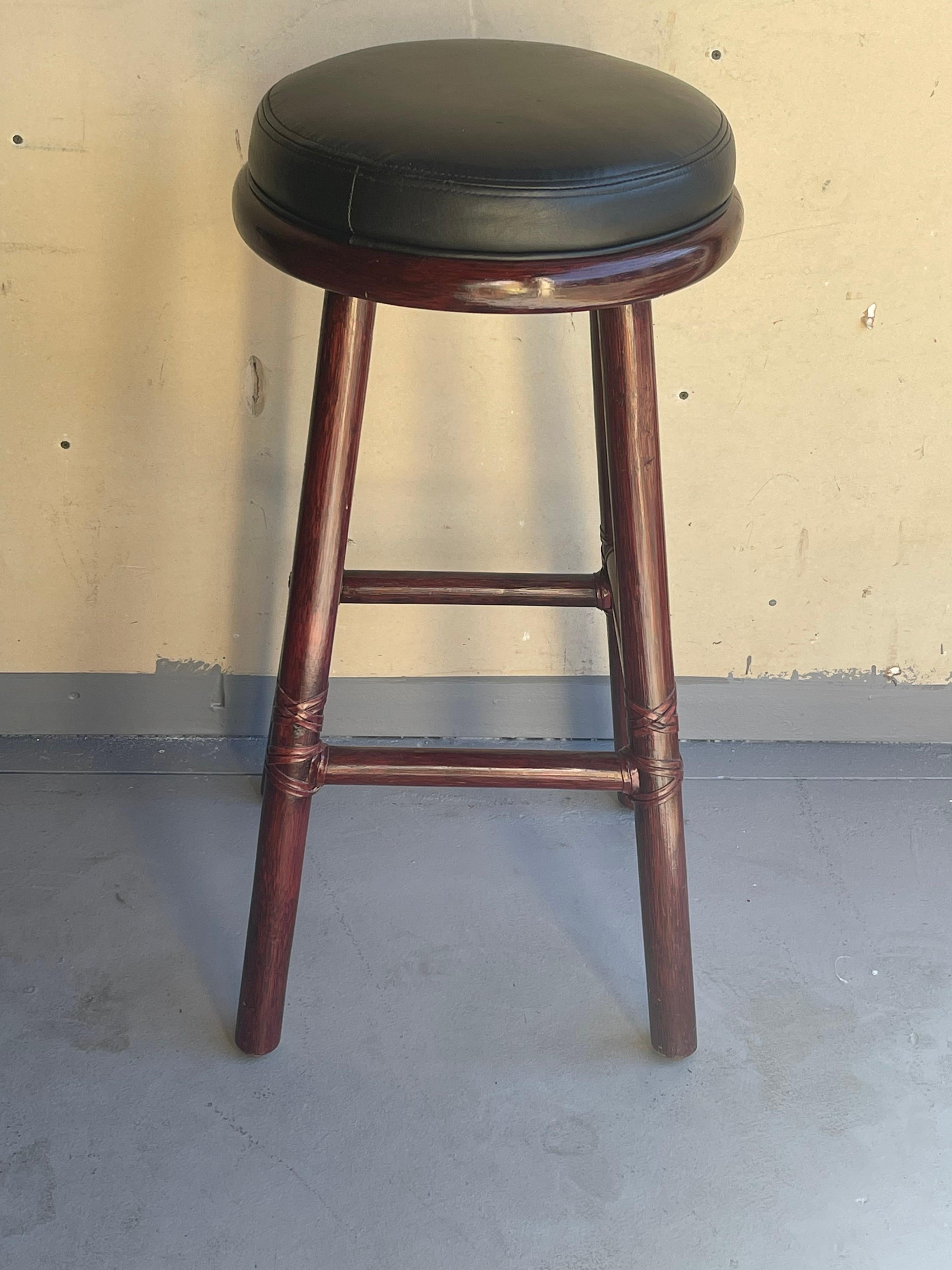 Set of Three Bamboo & Leather Bar Stools by McGuire Furniture Co. In Good Condition For Sale In San Diego, CA