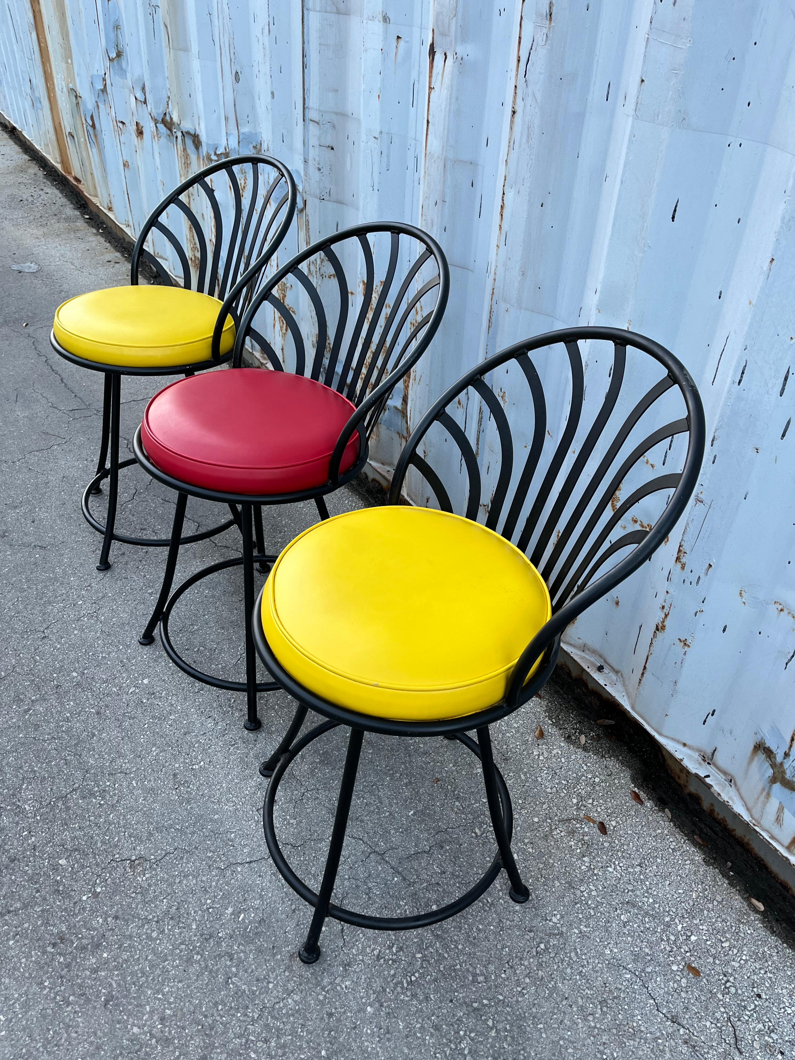 Set of Three Bar Stools by Arthur Umanoff for Shaver Howard Inc. Circa 1970s For Sale 3