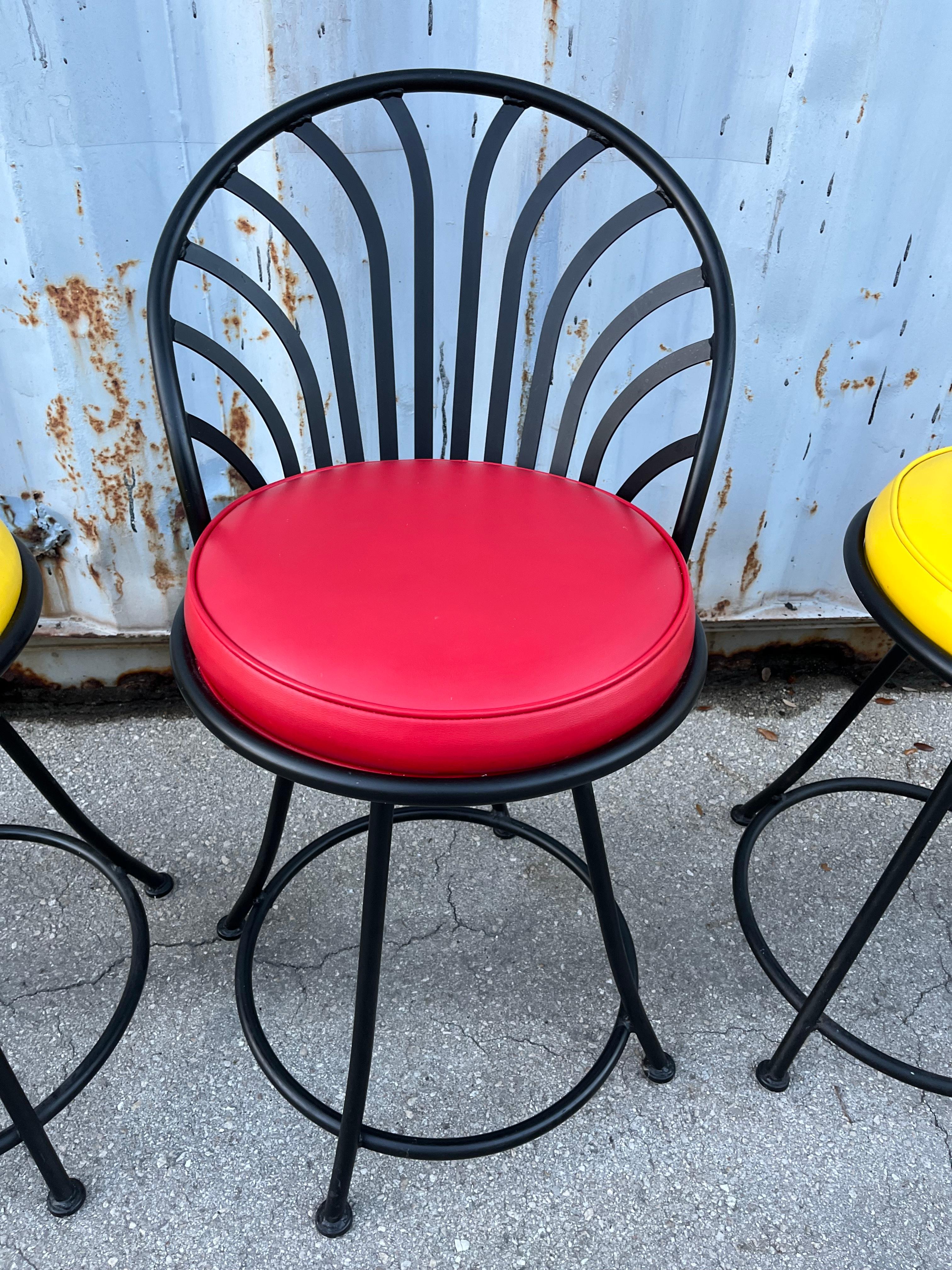 Set of Three Bar Stools by Arthur Umanoff for Shaver Howard Inc. Circa 1970s For Sale 9