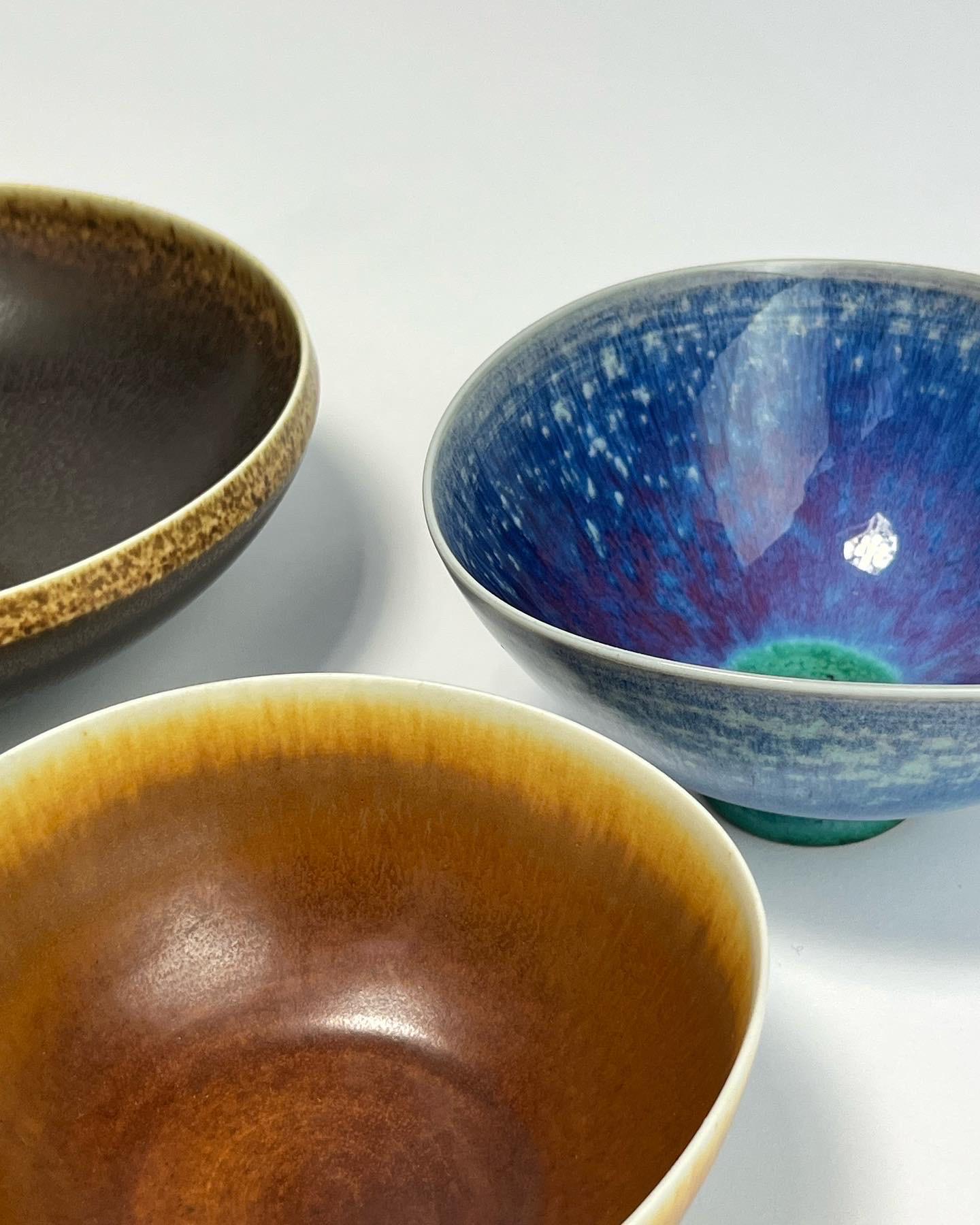 Mid-Century Modern Set of Three Berndt Friberg Bowls Stoneware Gustavsberg Sweden 1950s For Sale