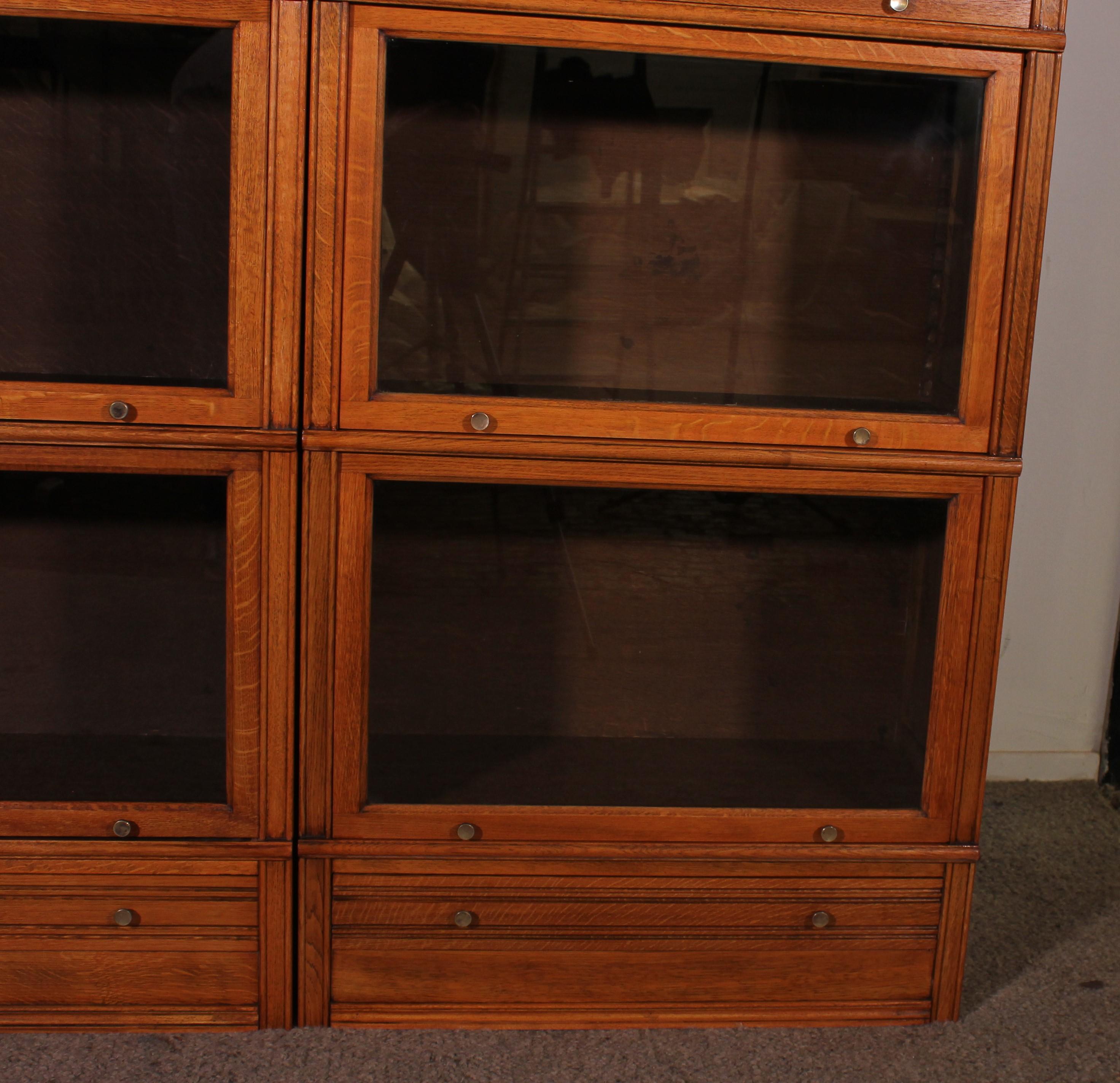 Set Of Three Bookcases Called Stacking Bookcase In Light Oak In Good Condition In Brussels, Brussels