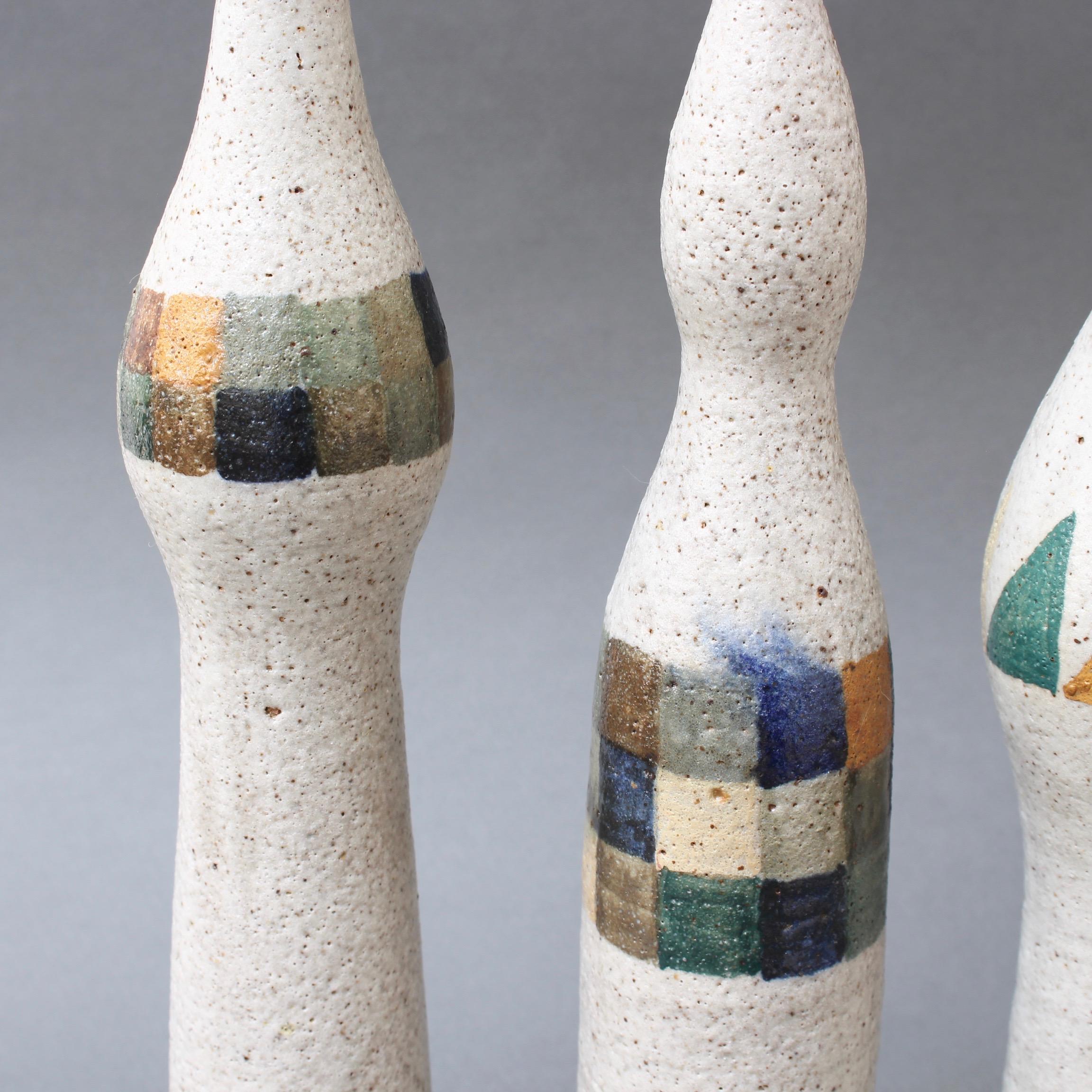 Ensemble de trois vases en forme de bouteille par Bruno Gambone, vers 1990 en vente 3