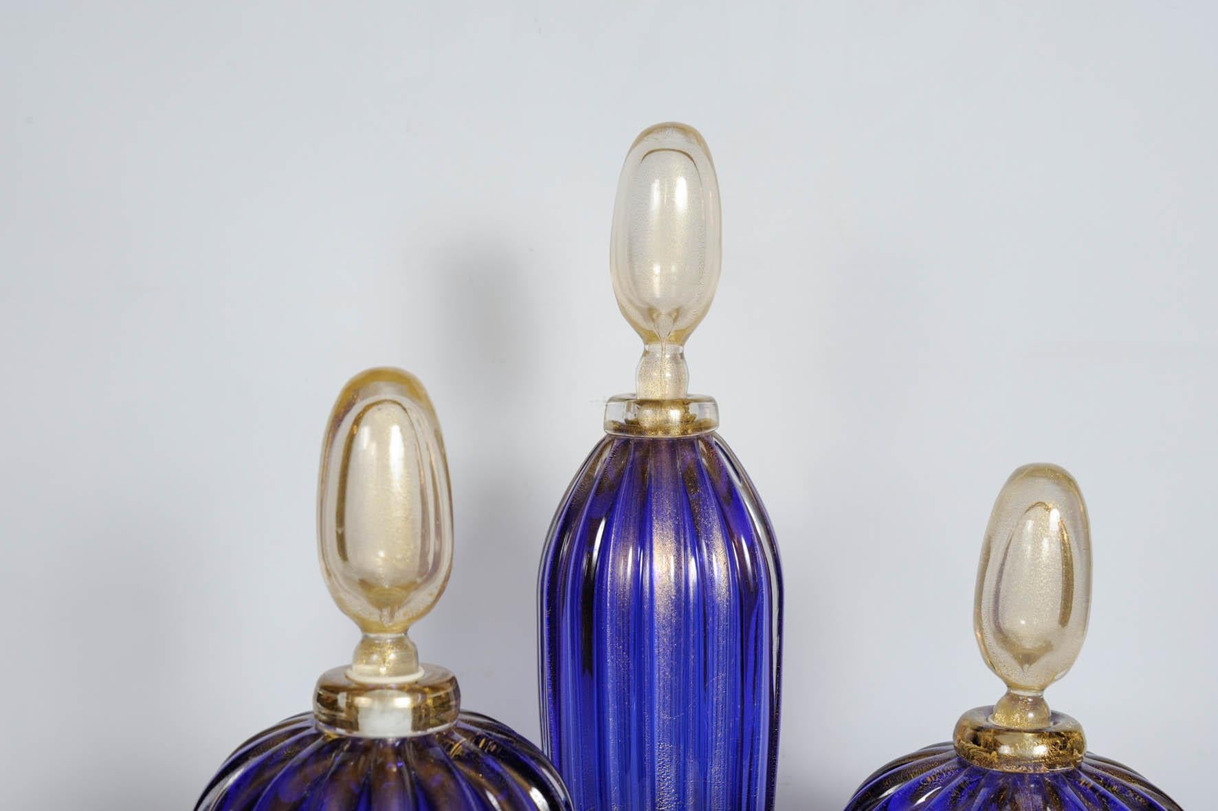 Set of Three Bottles in Murano Glass In Excellent Condition In Saint ouen, FR