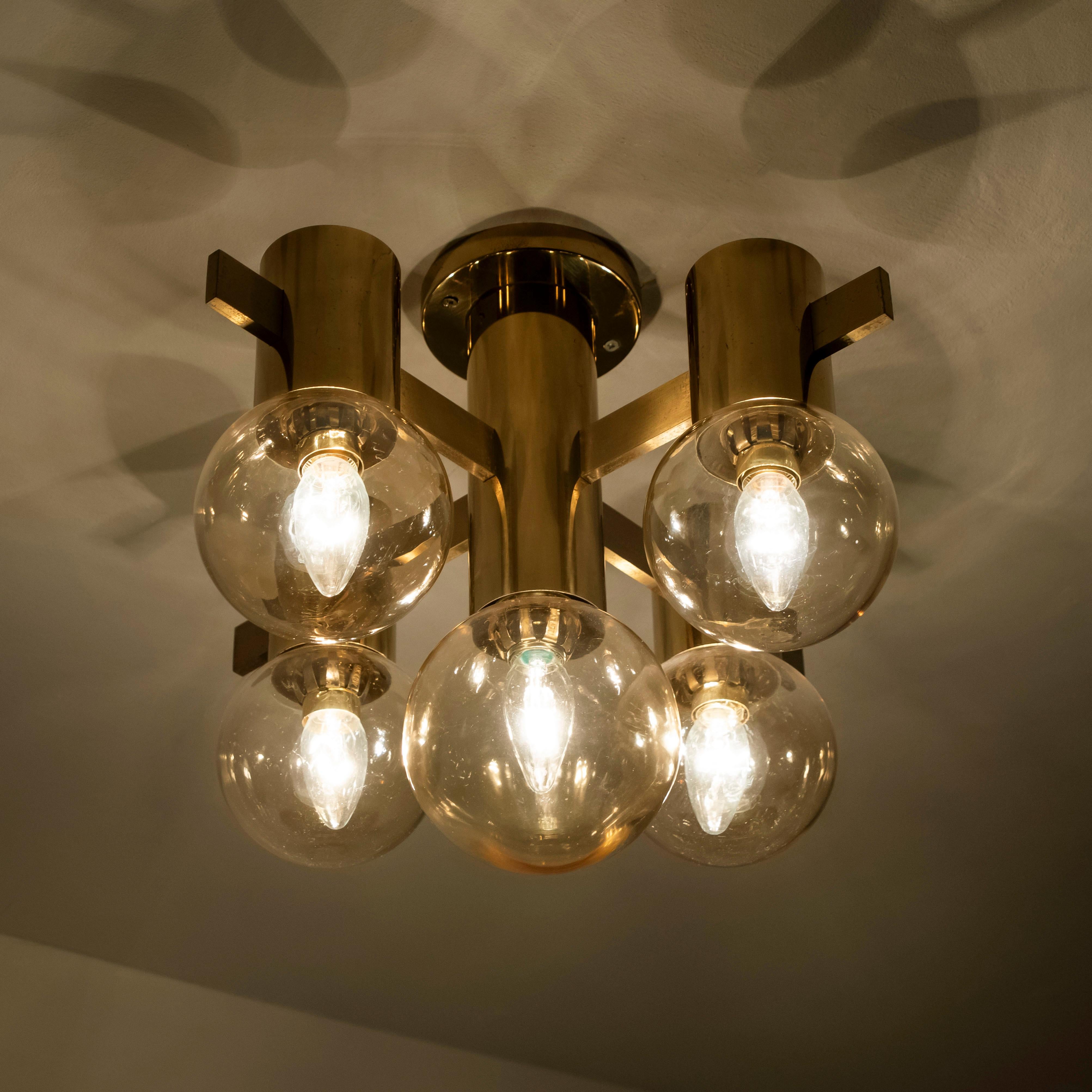 Set of Three Brass and Glass Light Fixtures in the Style of Jakobsson, 1960s For Sale 6