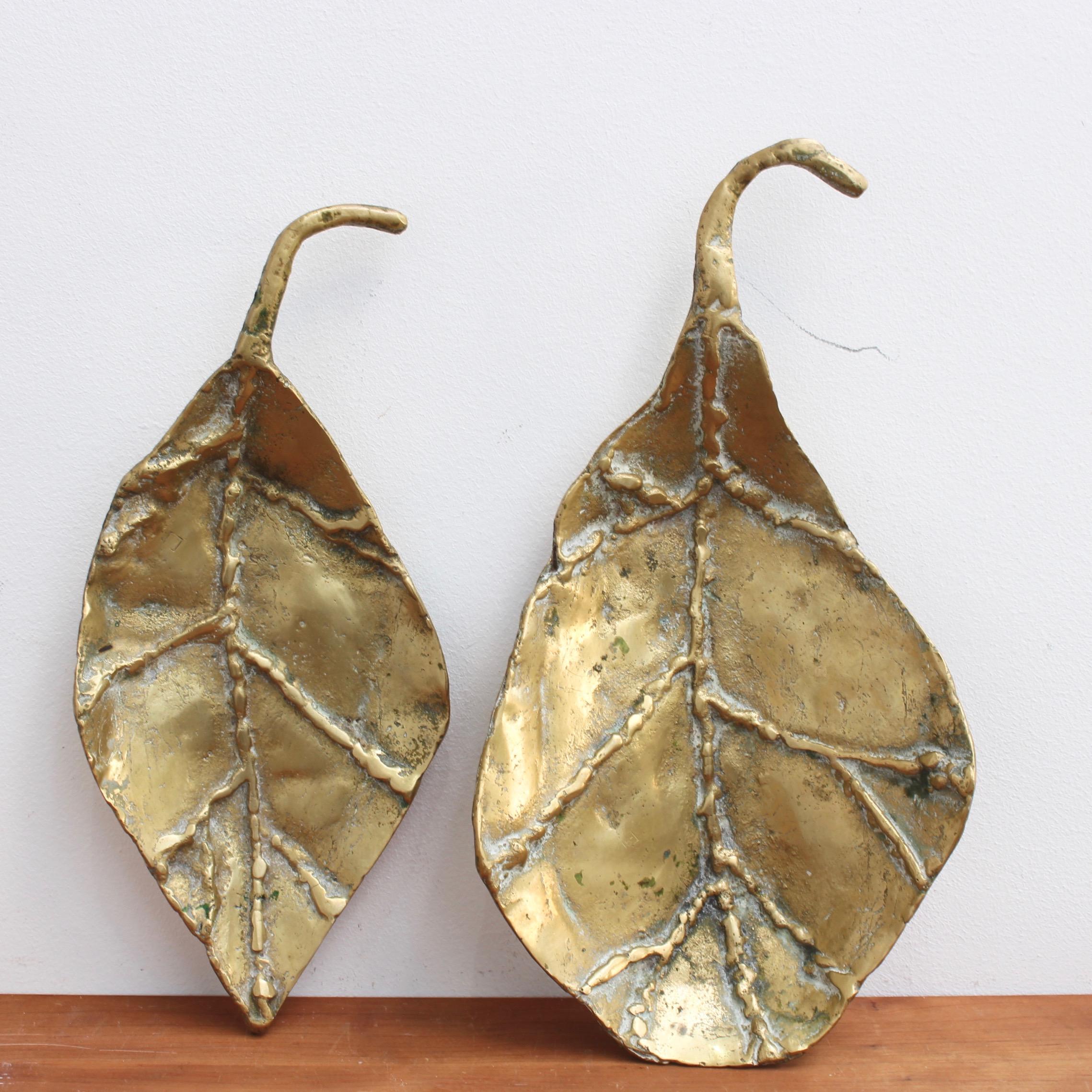 Set of Three Brass Decorative Leaves / Trays by David Marshall, circa 1980s 5